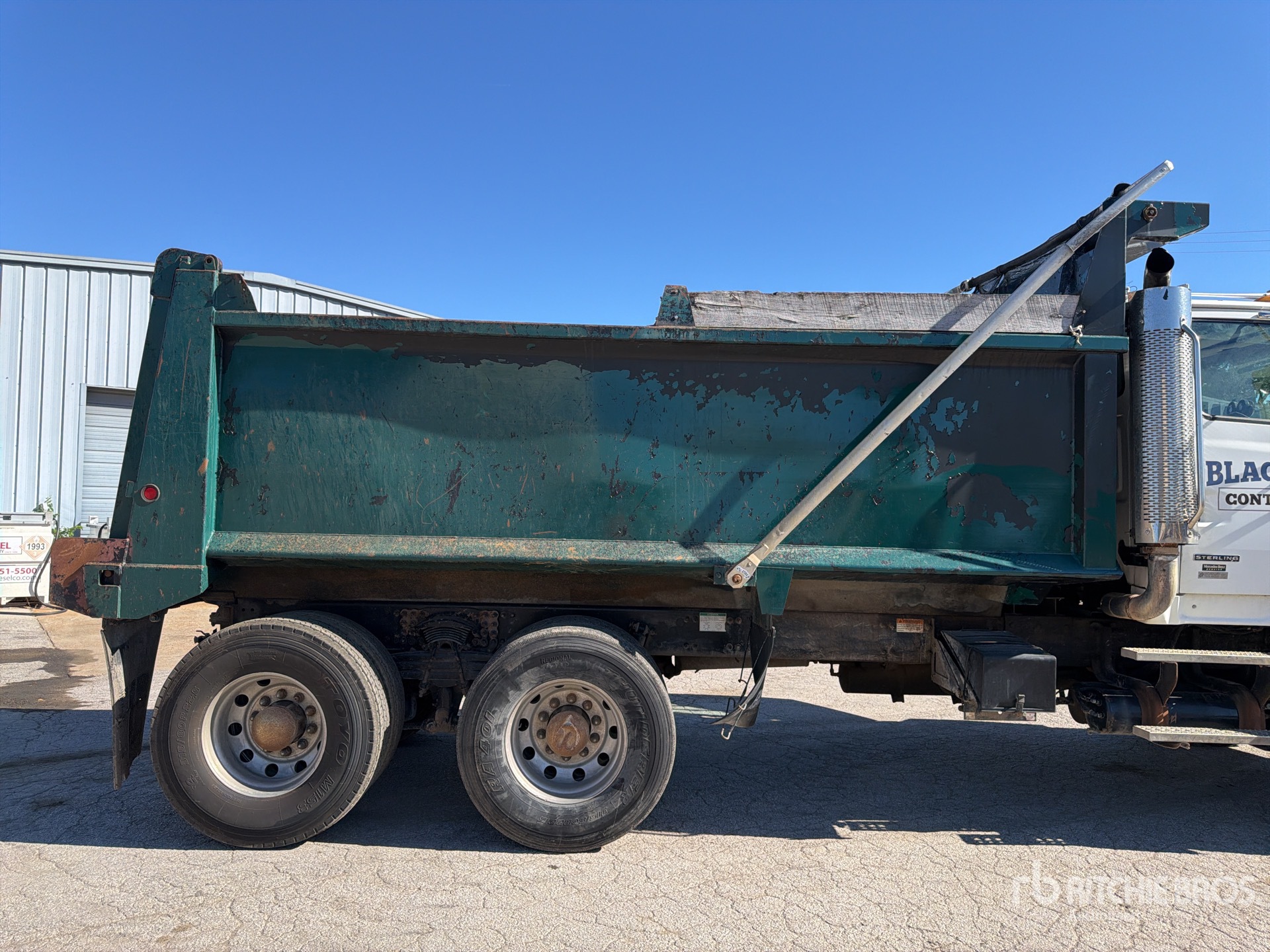 2007 Sterling LT9500