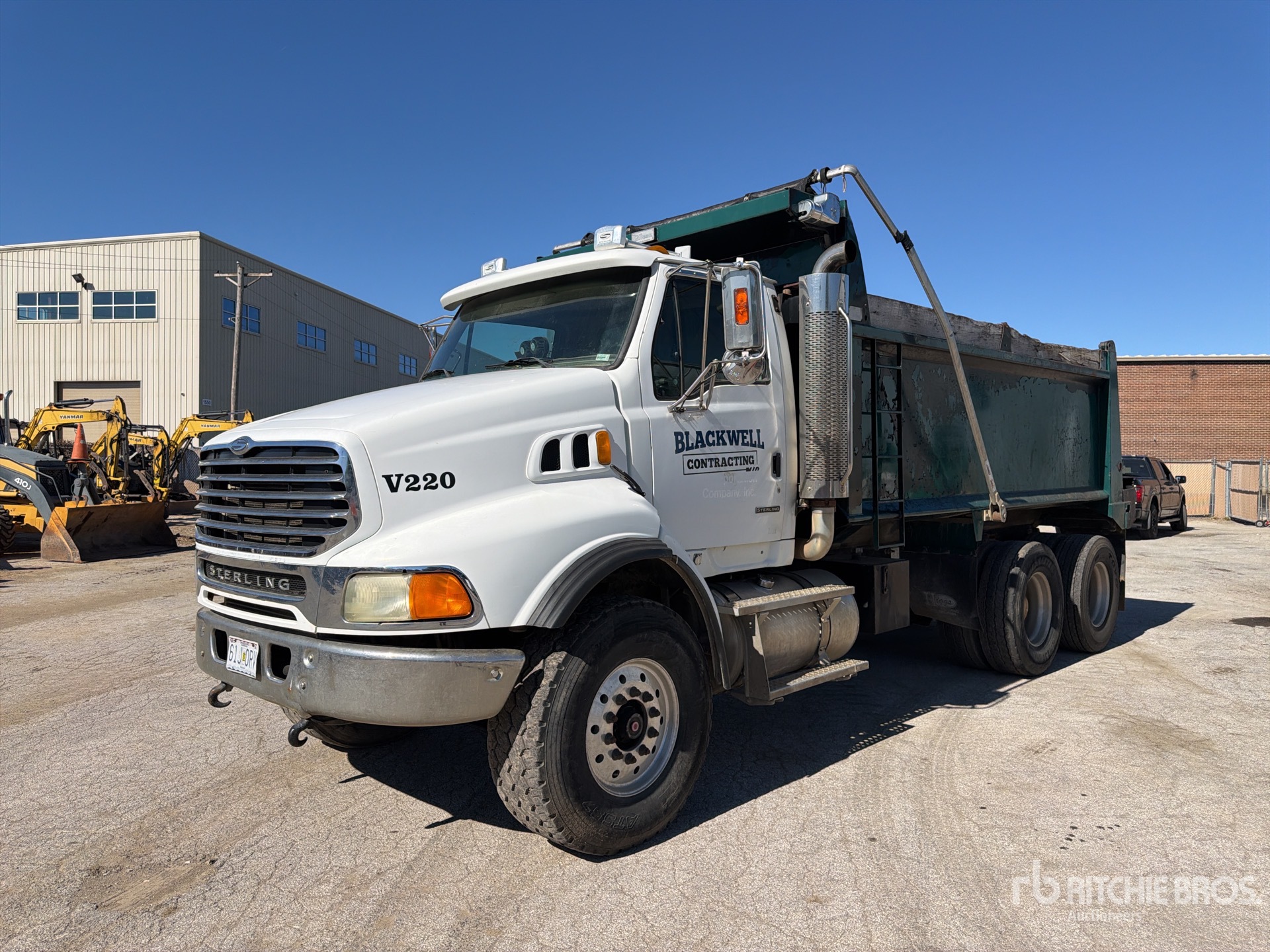 Photo of 2007 Sterling LT9500