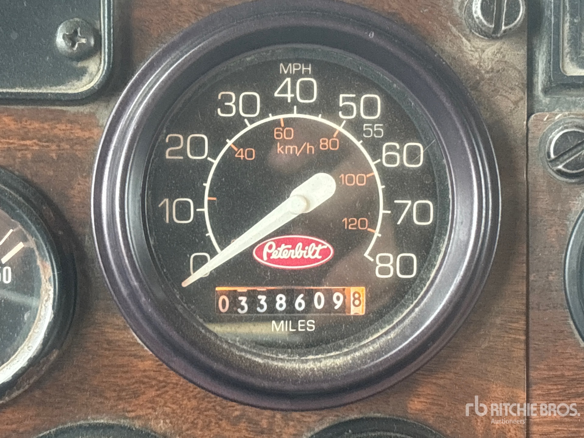 1996 Peterbilt 385