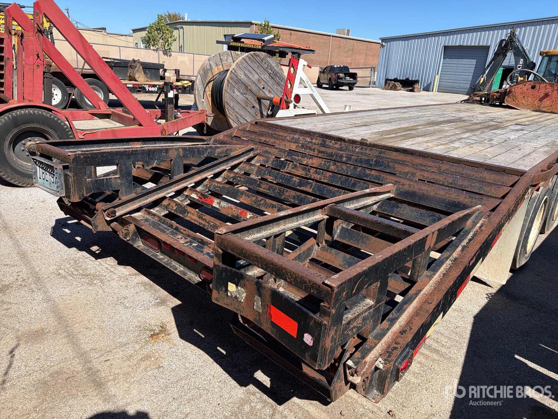 2005 Imperial 20 ton 26 ft T/A