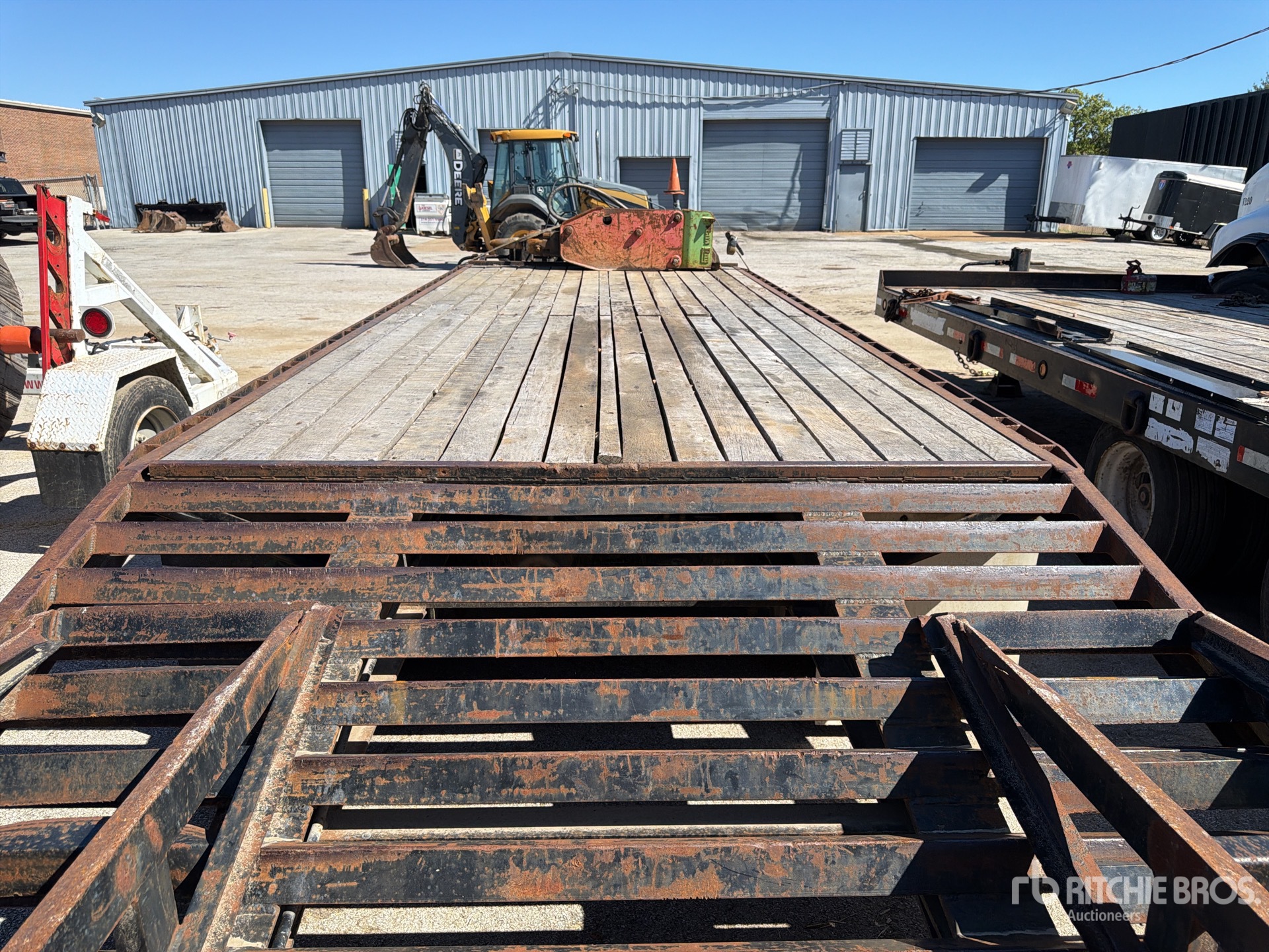 2005 Imperial 20 ton 26 ft T/A