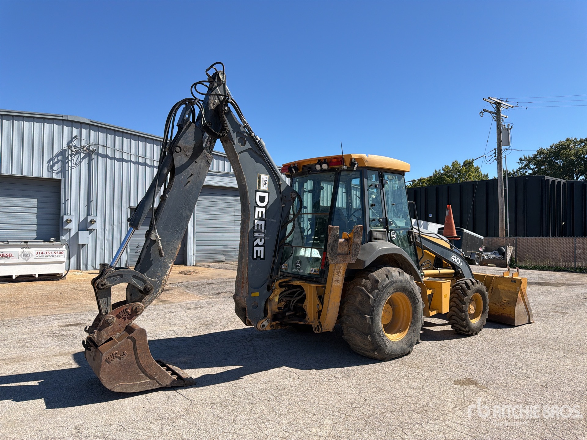 2011 John Deere 410J