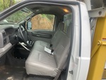 Cab with Seats/armrests