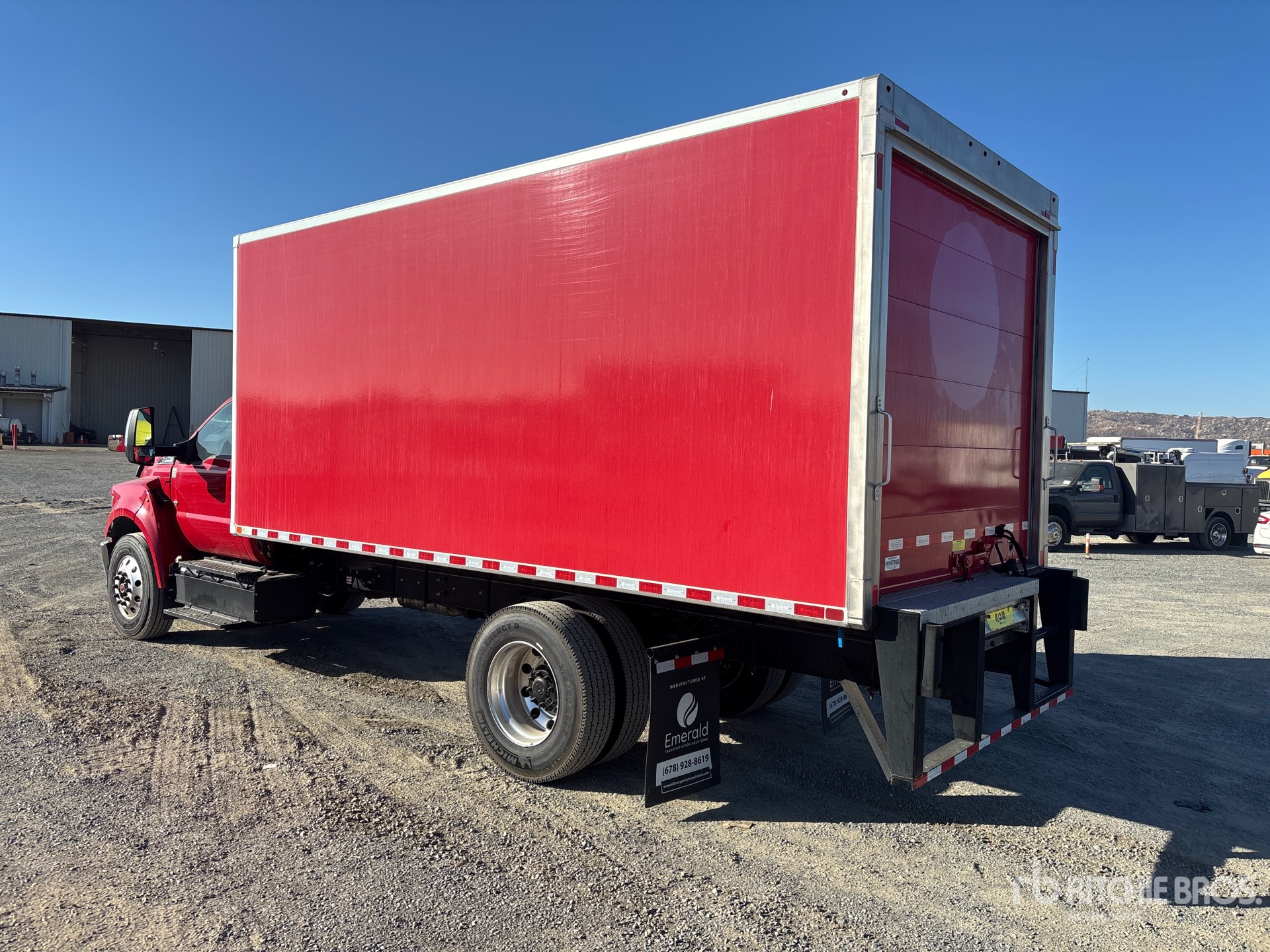 2025 Ford F-750