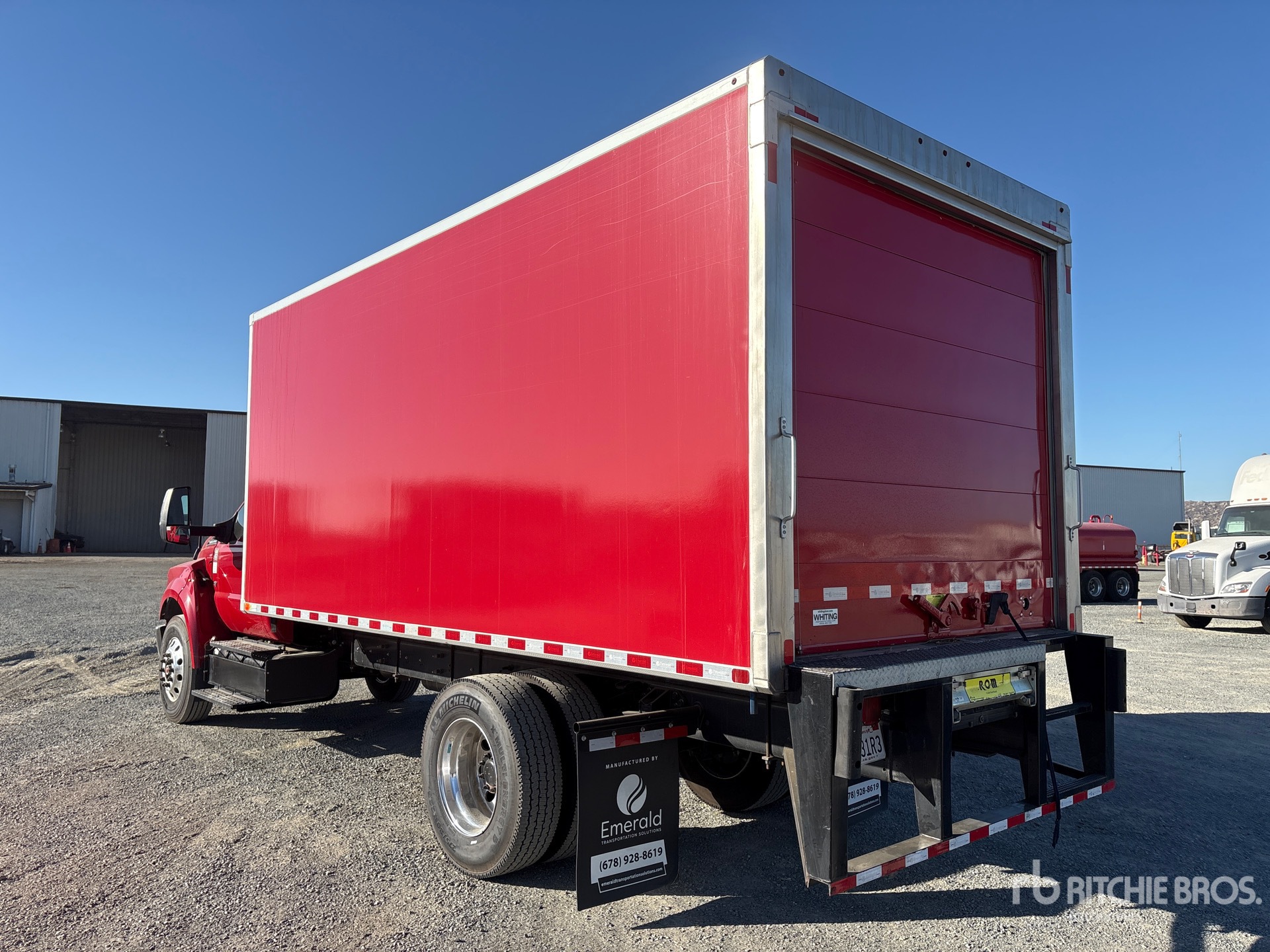 2025 Ford F-750