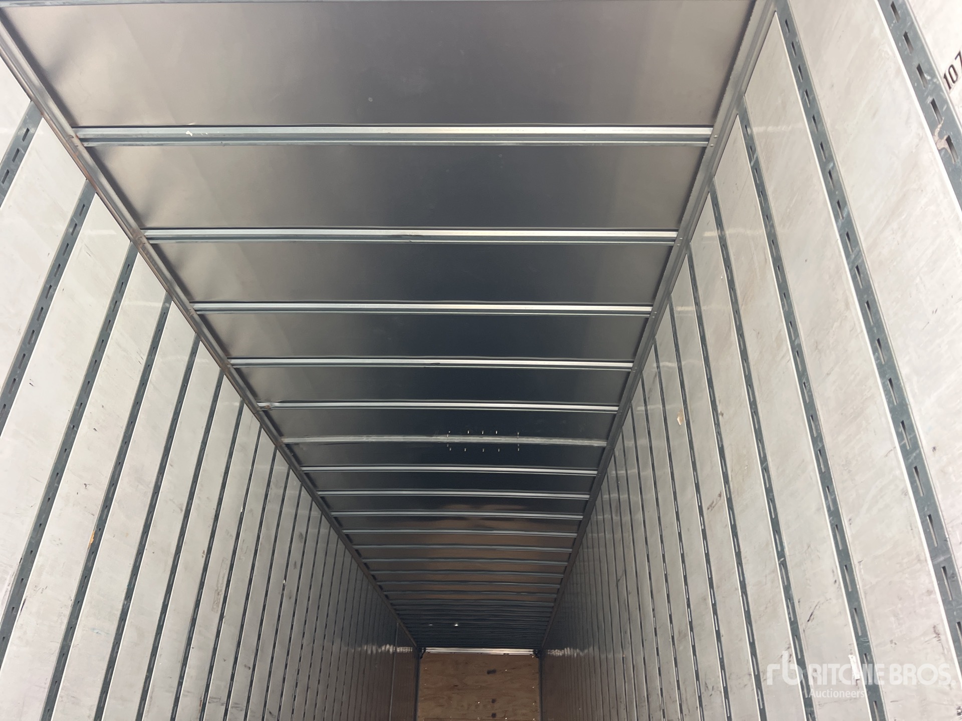 2021 Vanguard 53 FT T/A