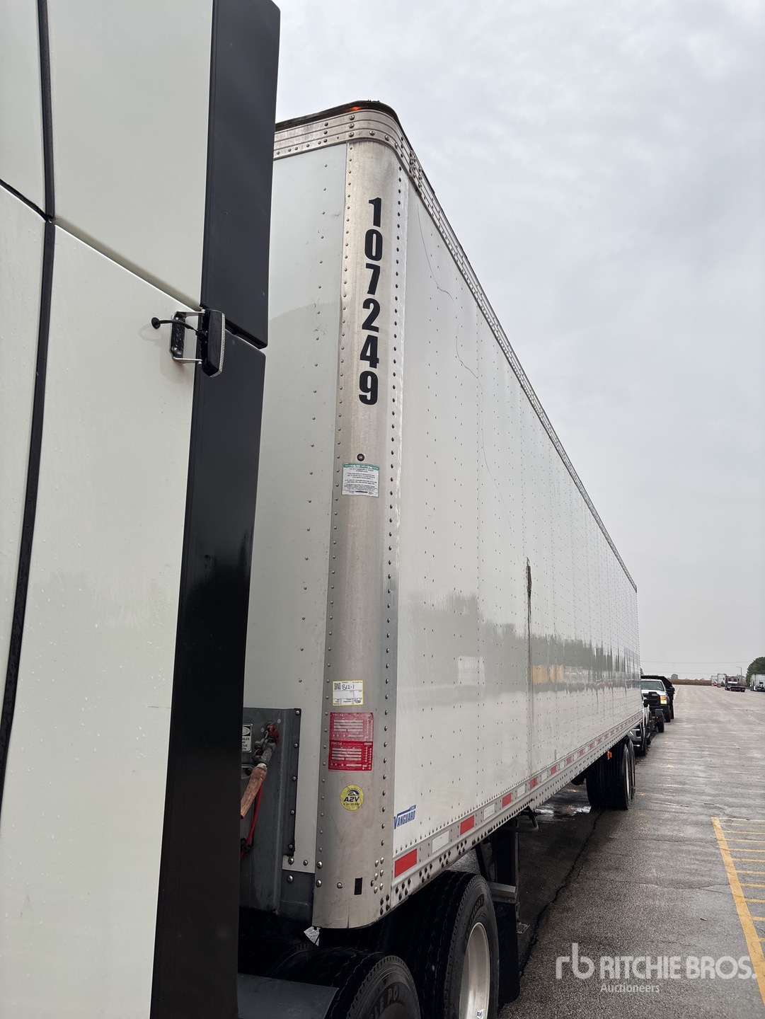 2021 Vanguard 53 FT T/A