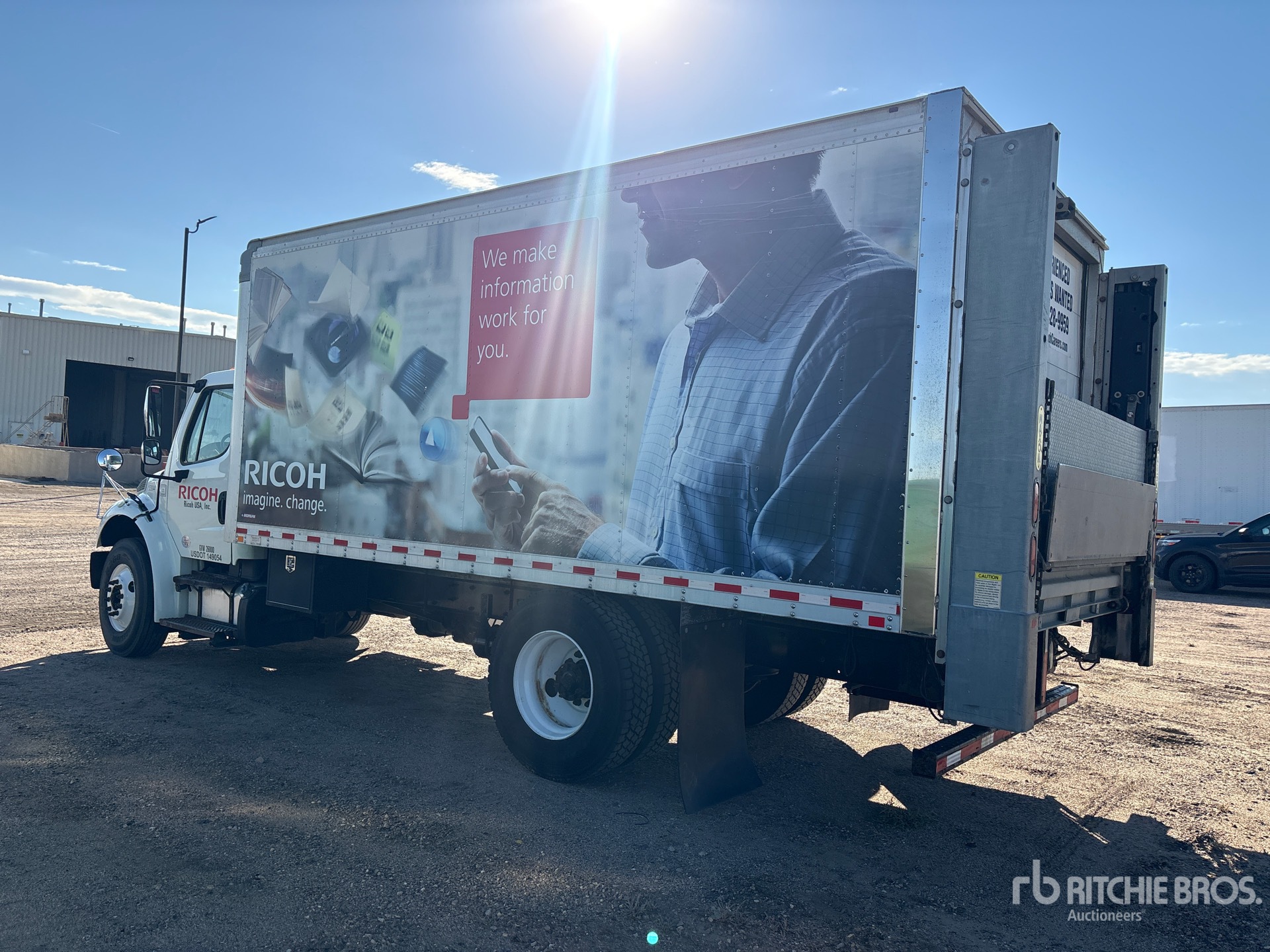 2016 Freightliner M2