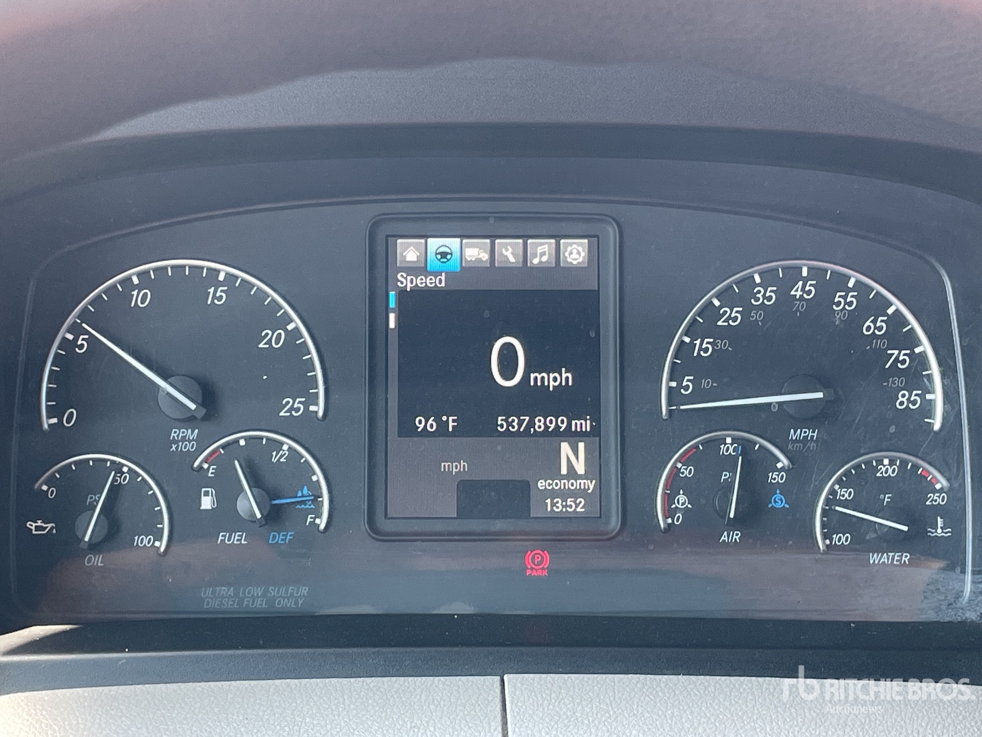 2019 Freightliner CASCADIA 126