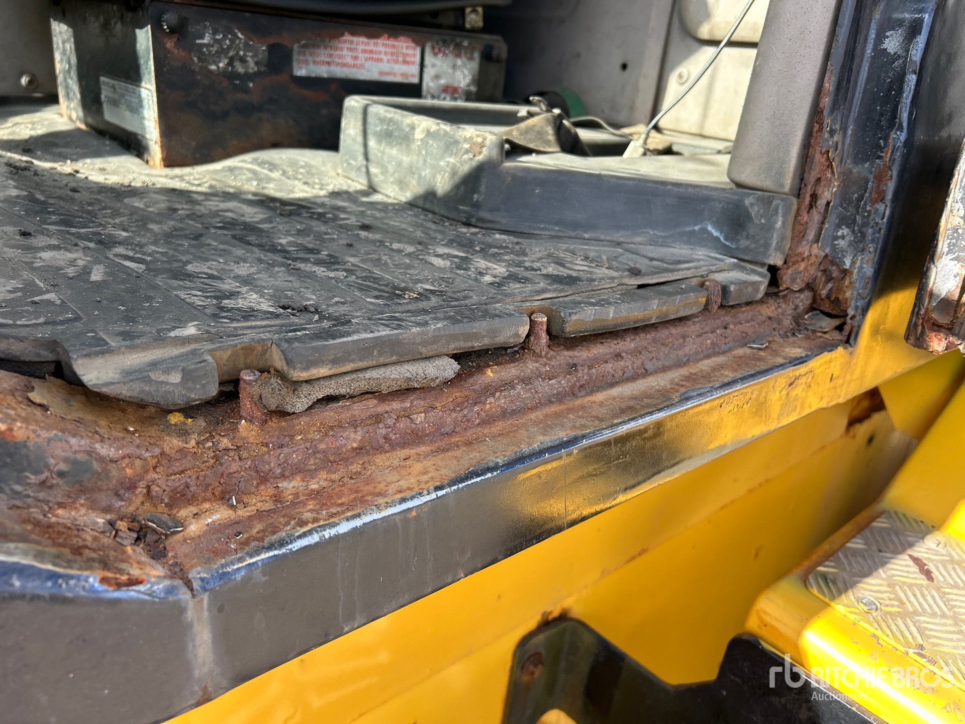 2005 New Holland LW170B