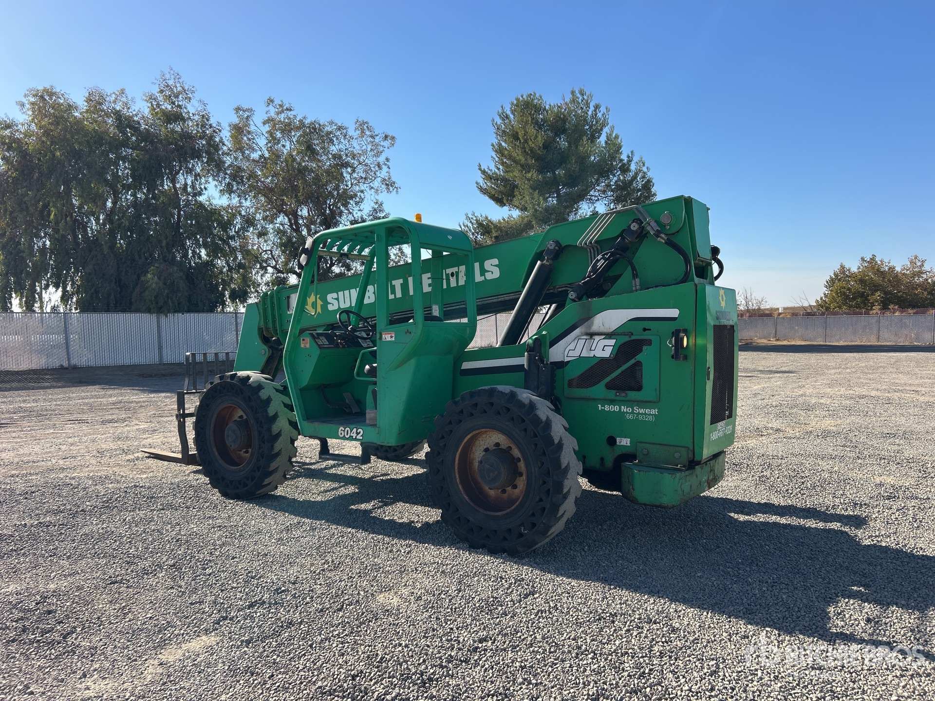 2014 Skytrak 6042