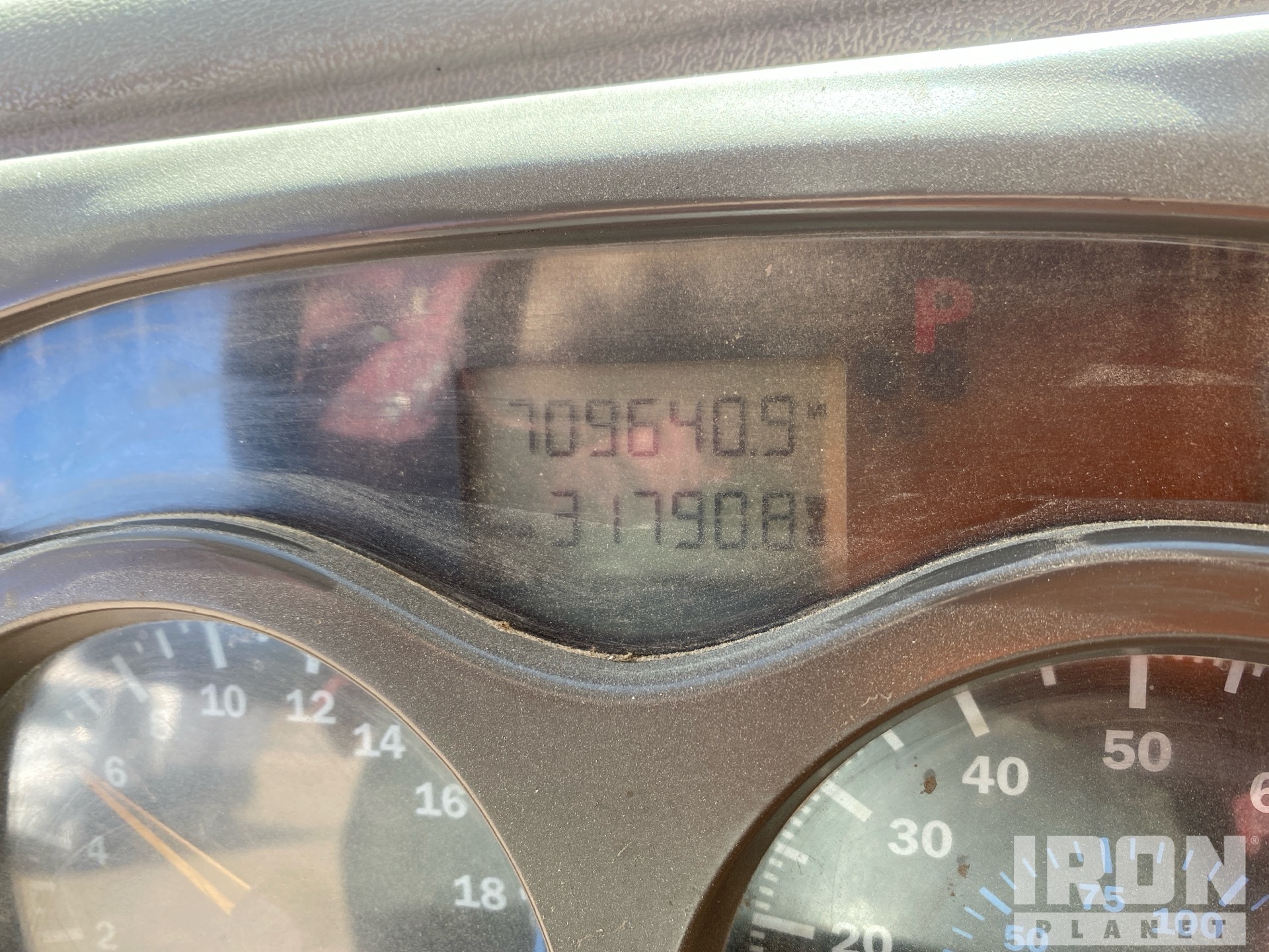 2002 Mack CH613