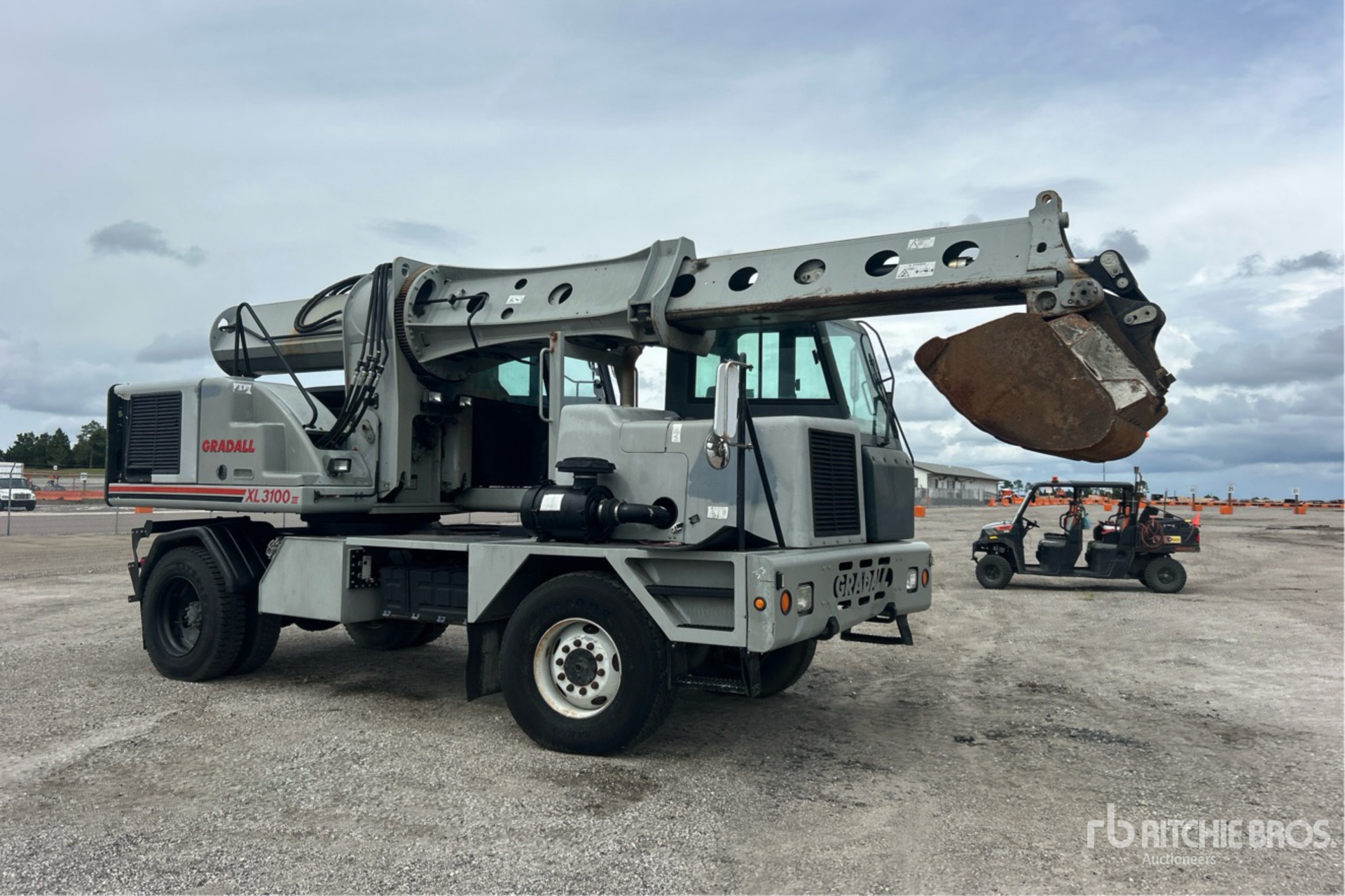 Gradall XL3100