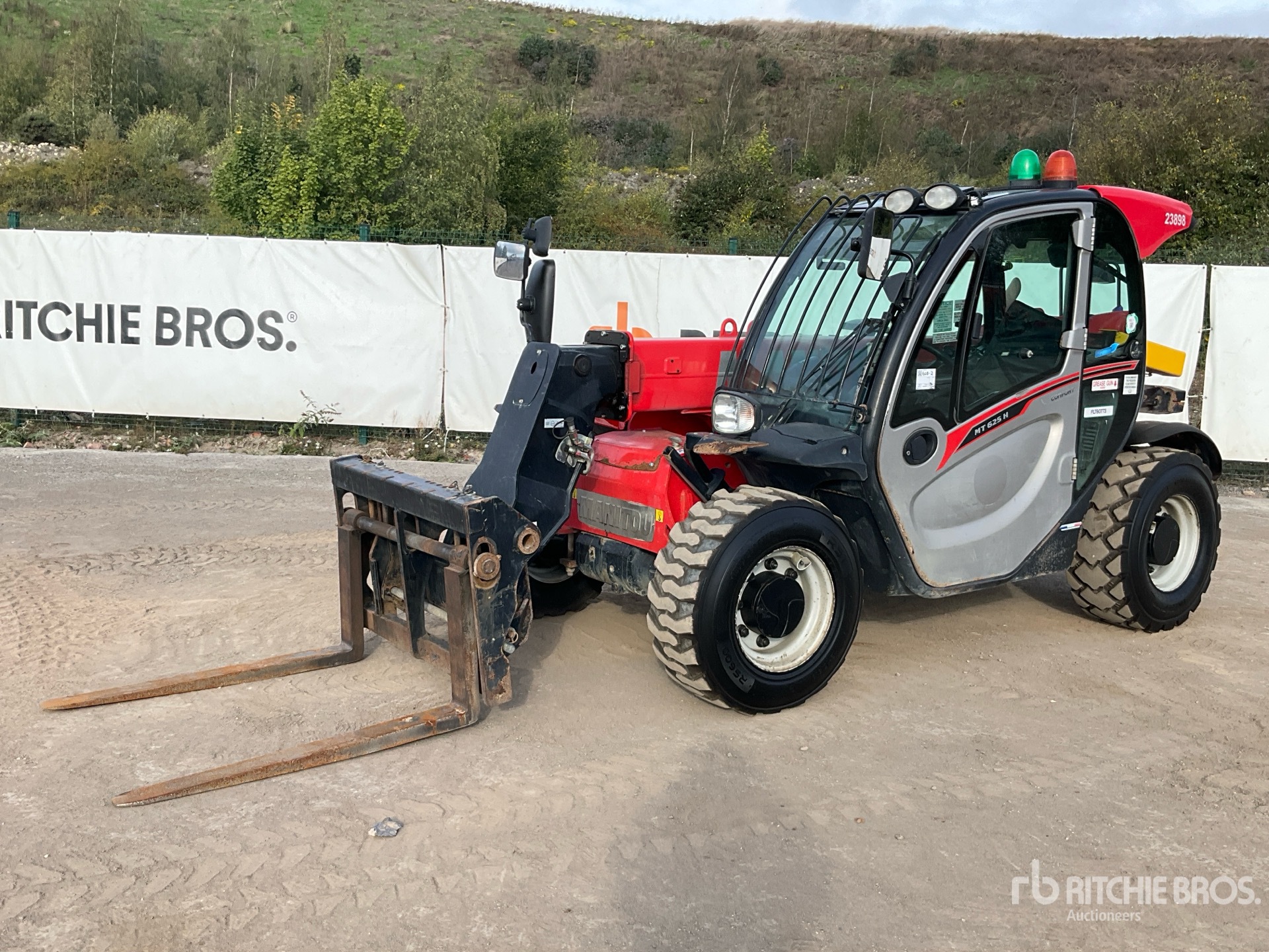2021 Manitou MT625