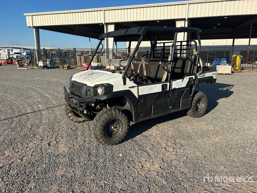 General Appearance with Foto, angolo anteriore sinistro