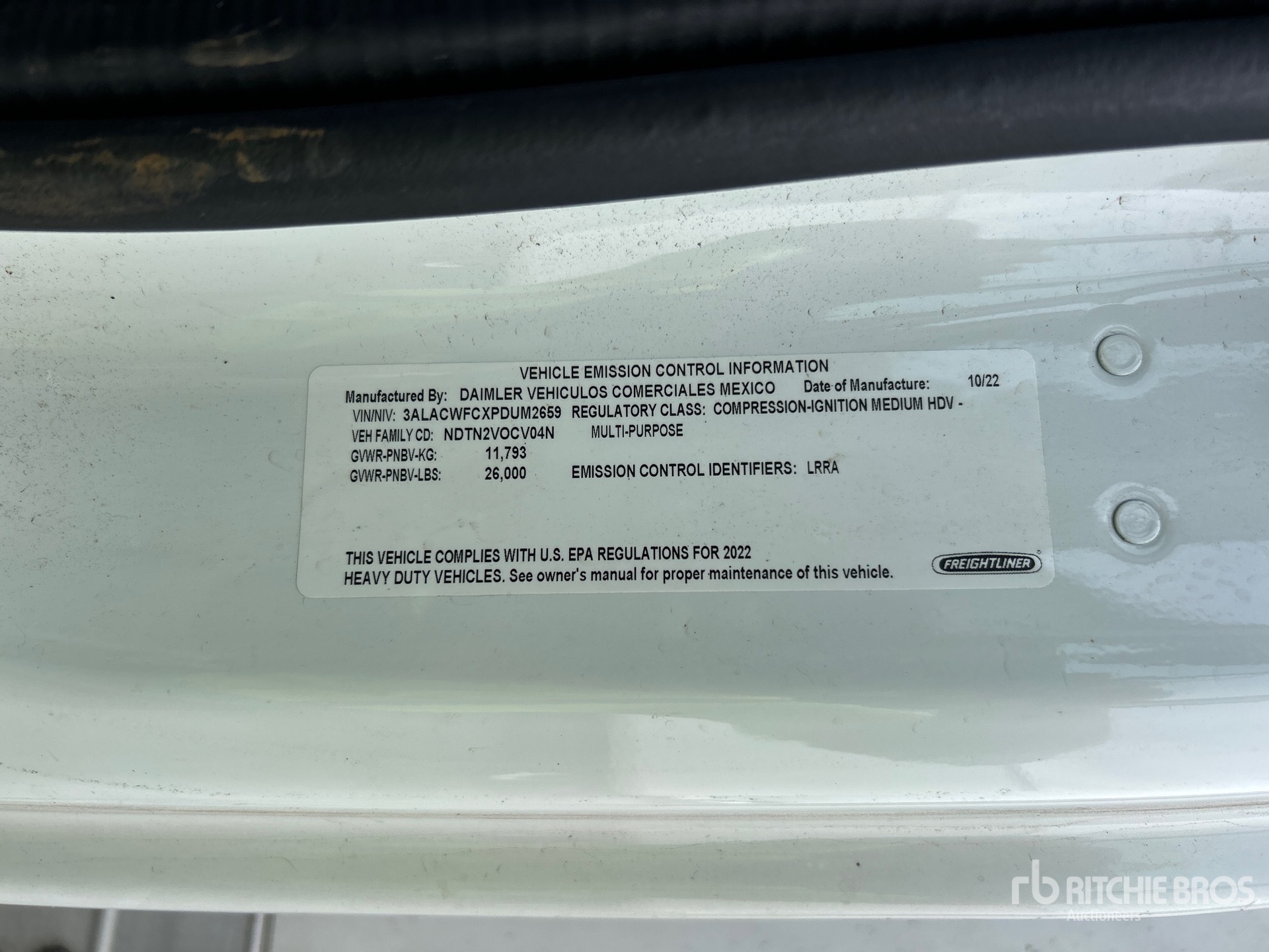 2023 Freightliner M2106