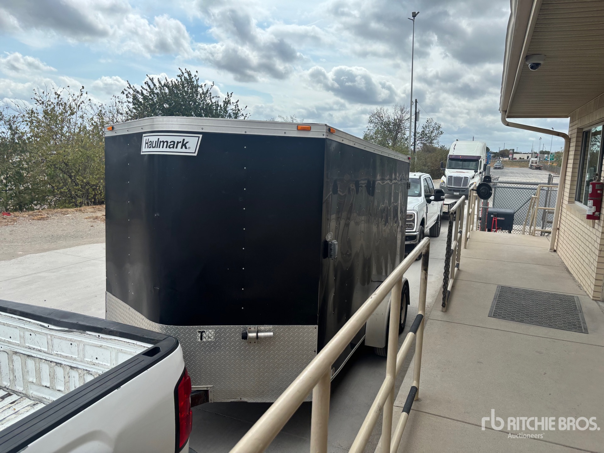 2014 Haulmark 14 ft T/A