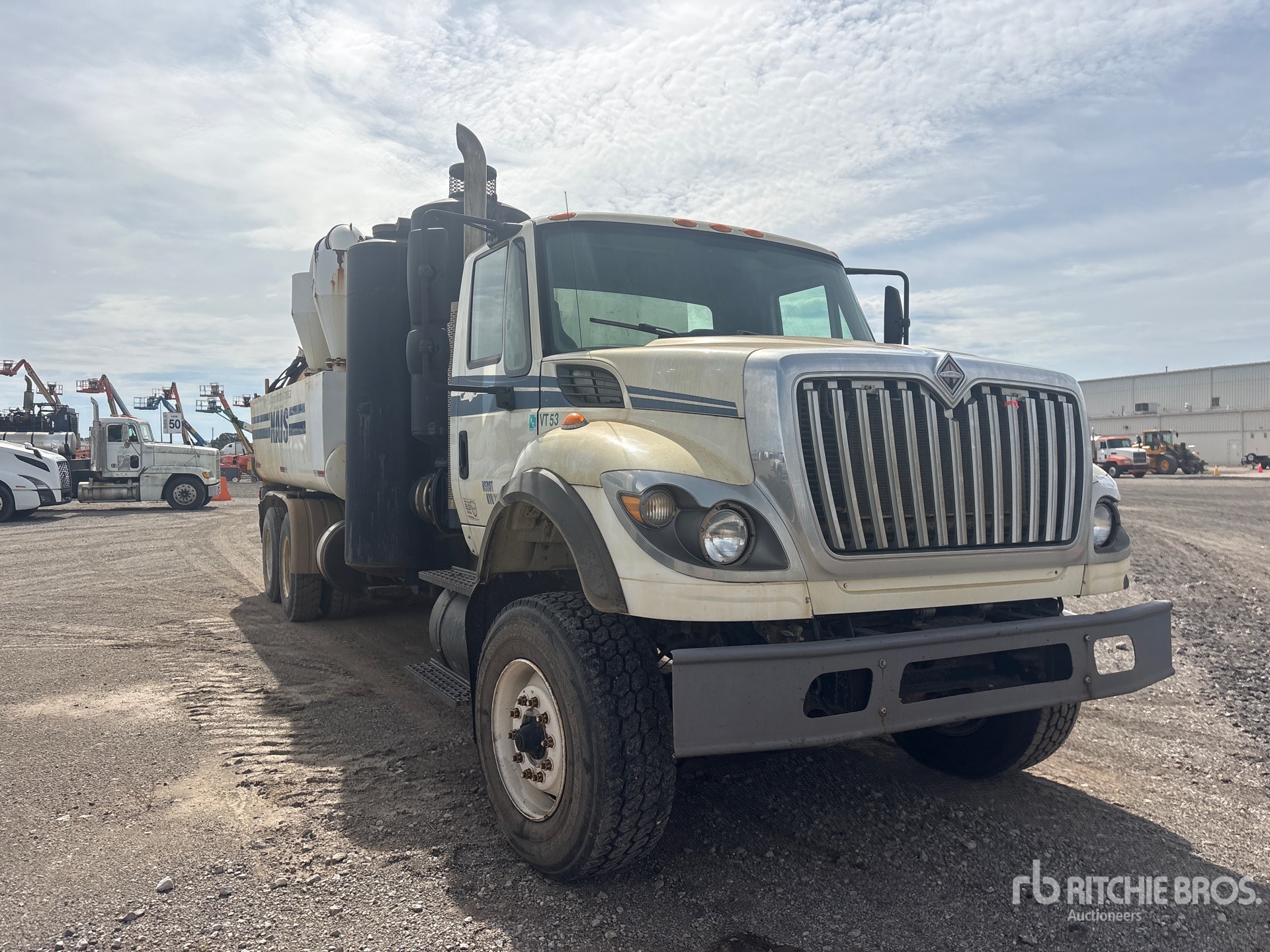2008 International 6x4