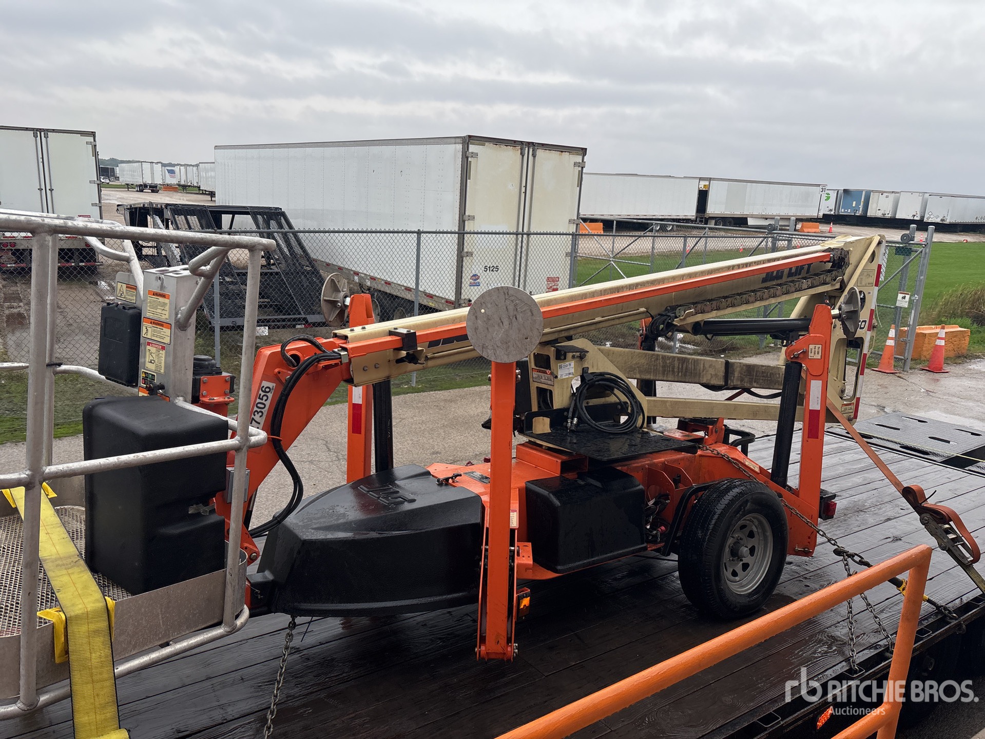 JLG T-350
