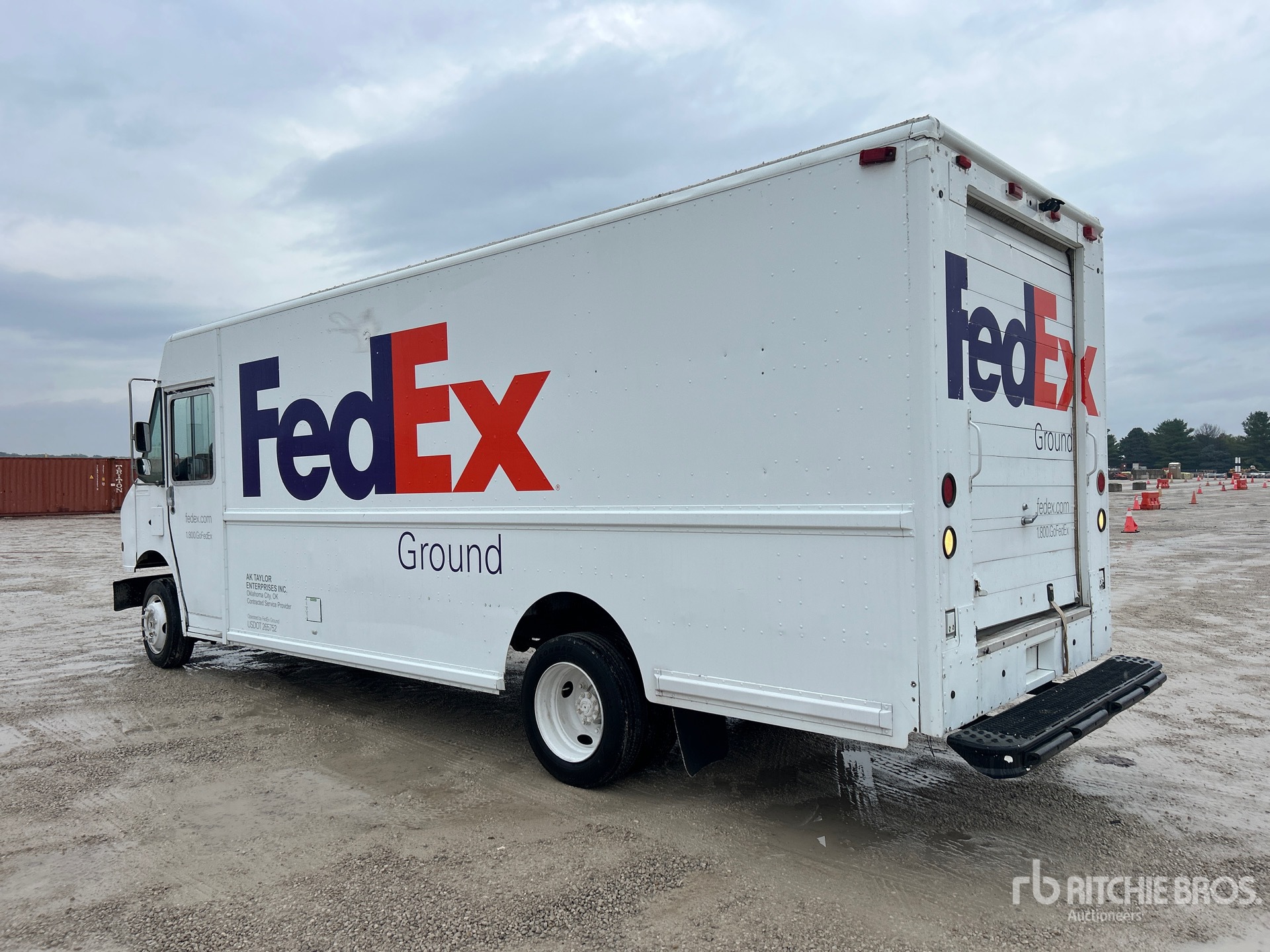 2000 Freightliner MT55
