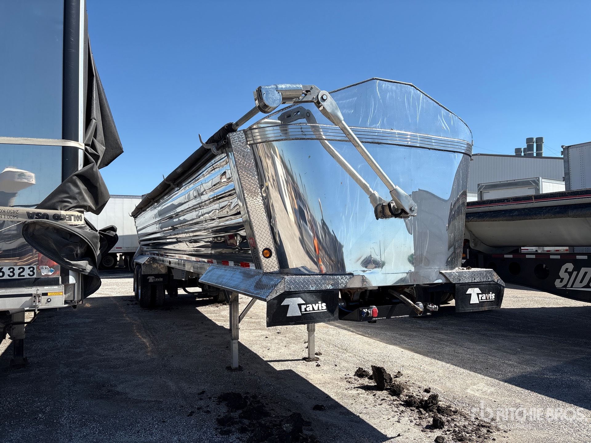 2025 Travis 37 FT 6 IN T/A ALUMINUM QUARTER ...