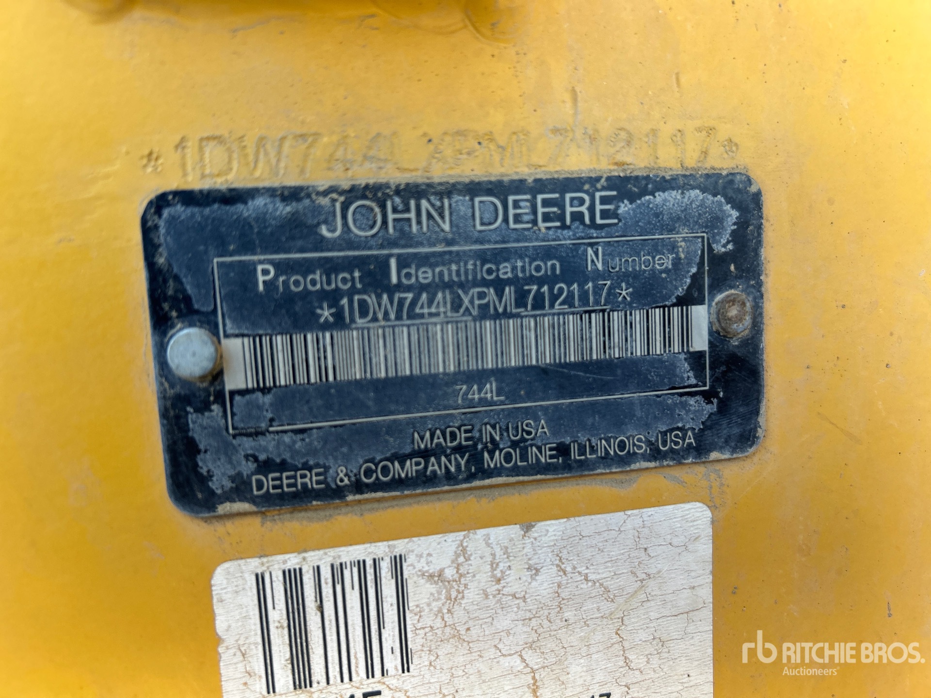 2021 John Deere 744L