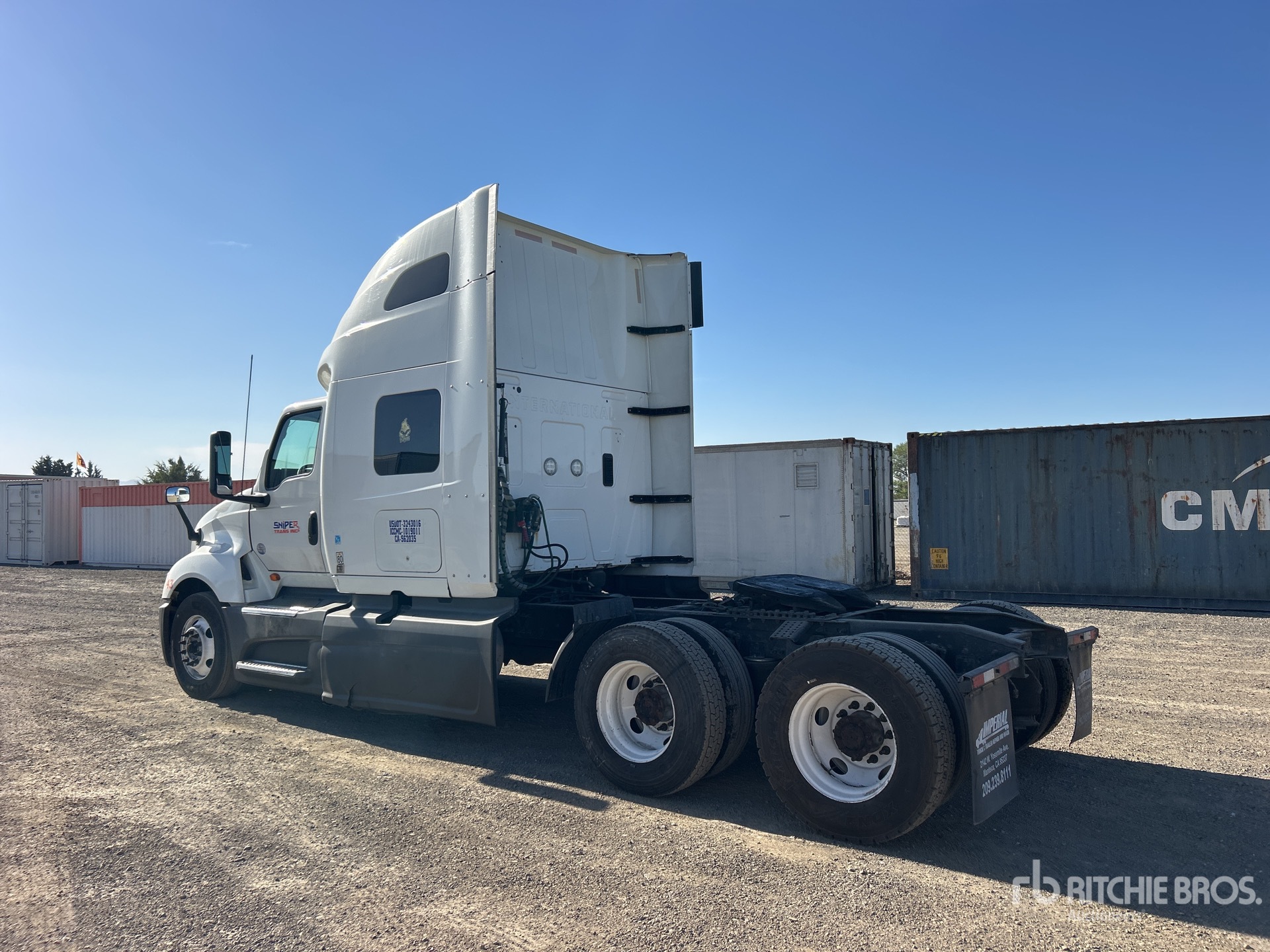 2021 International LT625