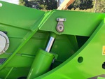 Hydraulics with Frame Leveling Cylinders