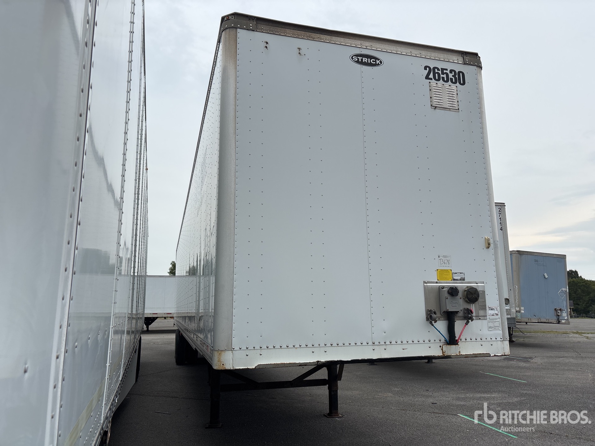 2019 Strick 53 ft x 102 in T/A