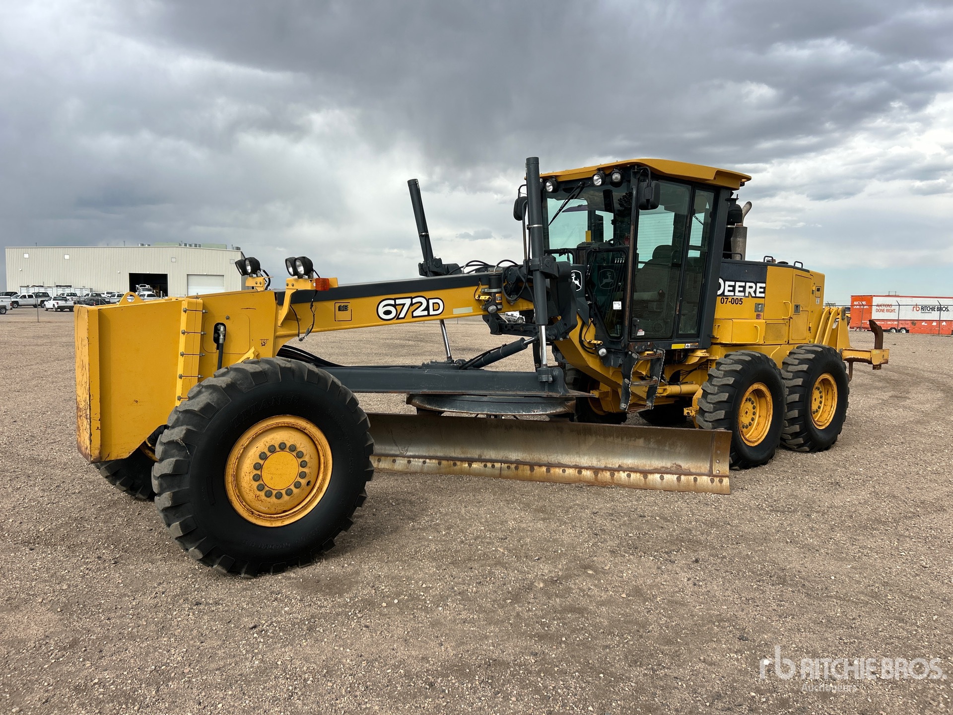 Photo of 2008 John Deere 672D