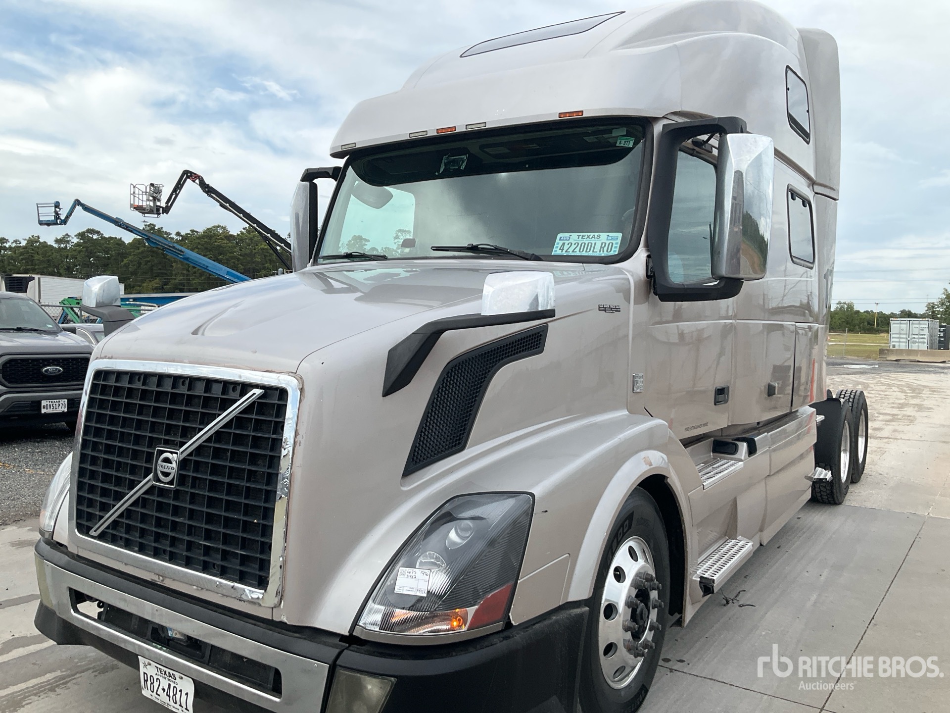 2015 Volvo VNL
