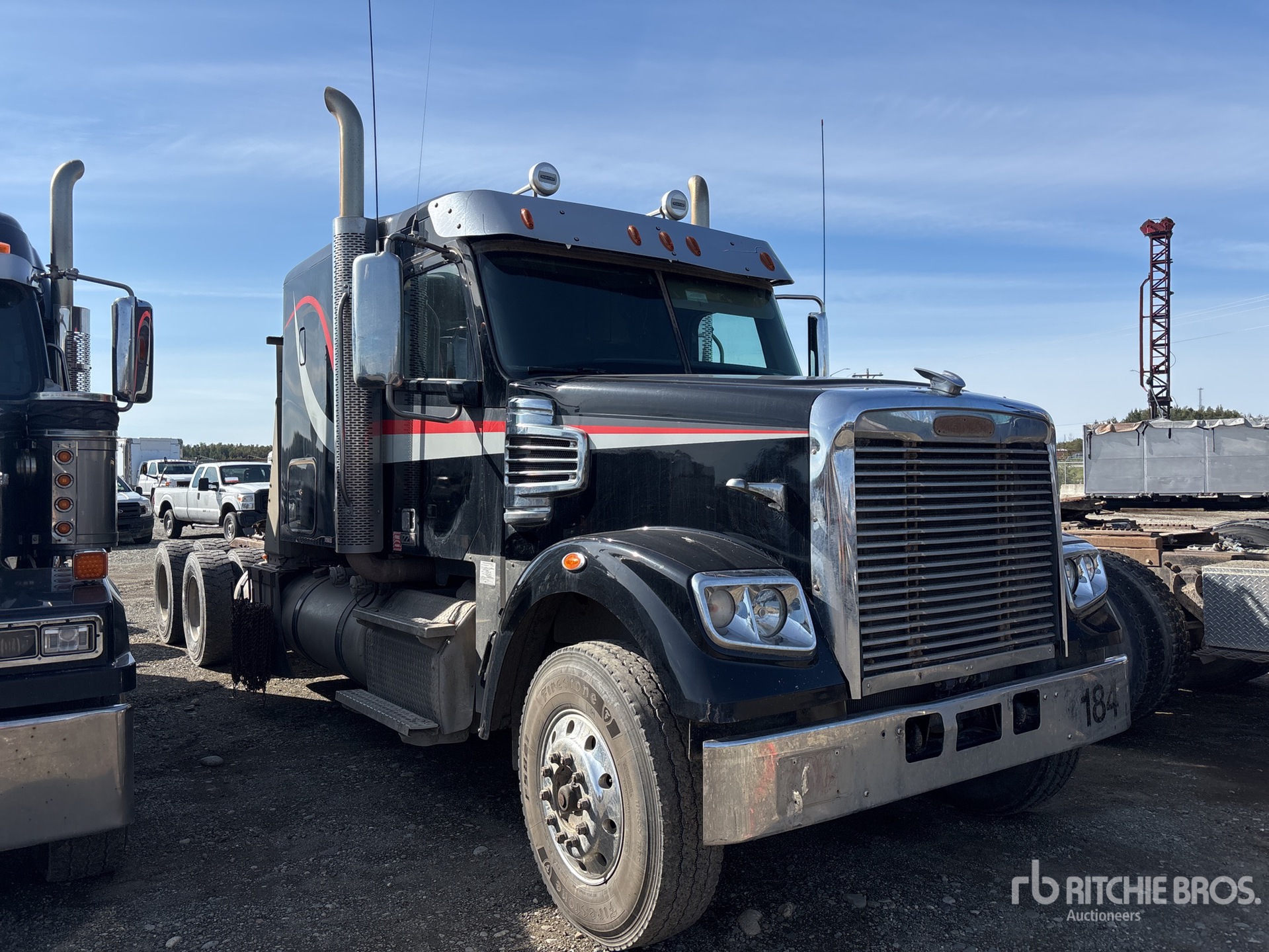 2019 Freightliner 122 SD