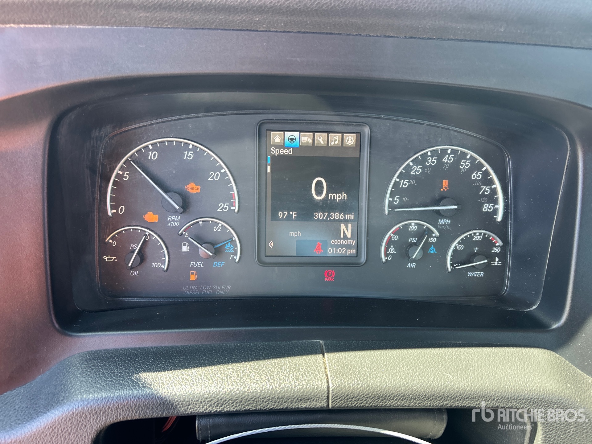 2024 Freightliner CASCADIA 126