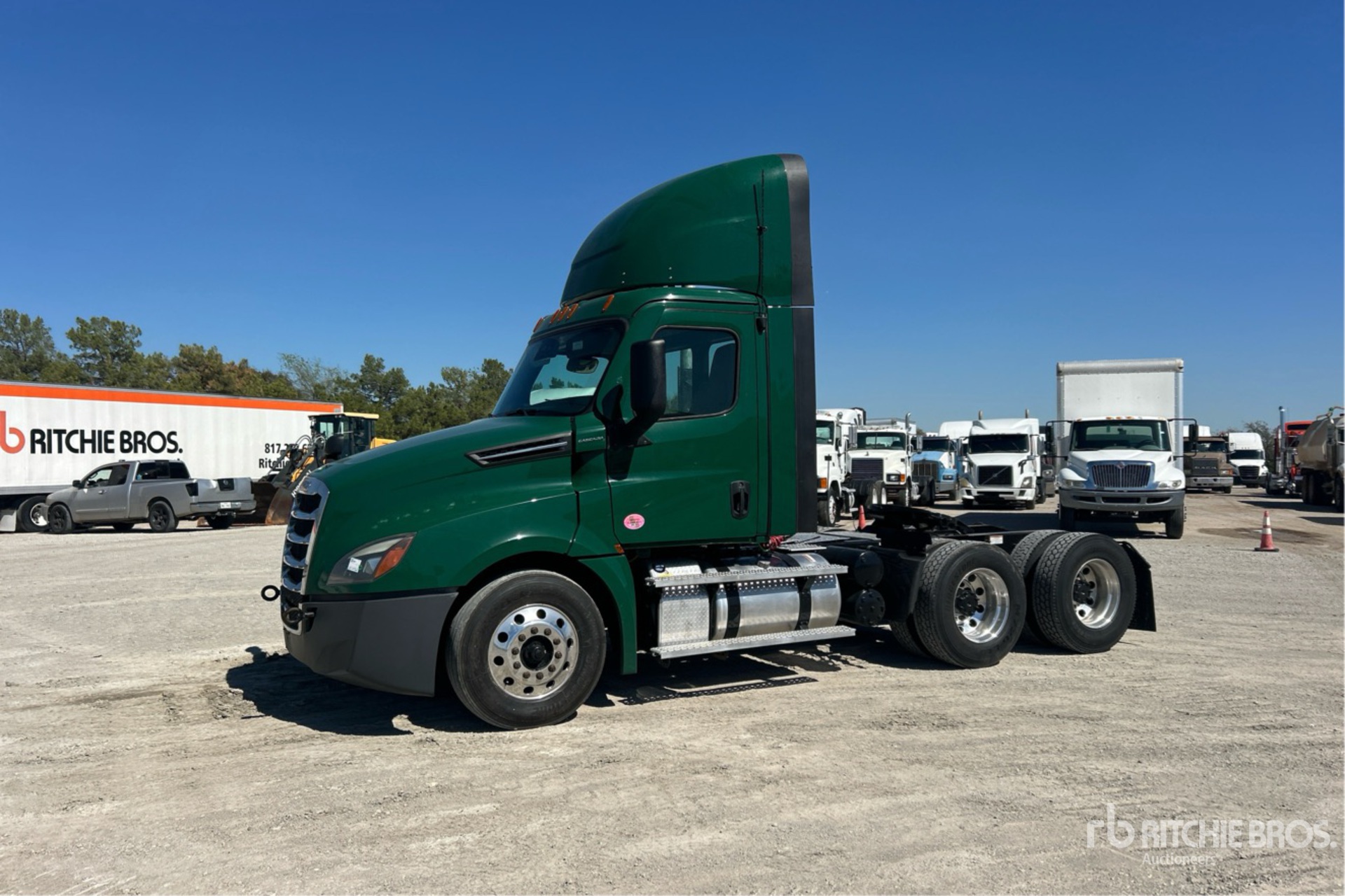 2024 Freightliner CASCADIA 126
