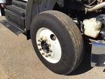 Underbody with Right Steer Tire