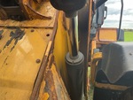 Hydraulics with Loader Lift Cylinders