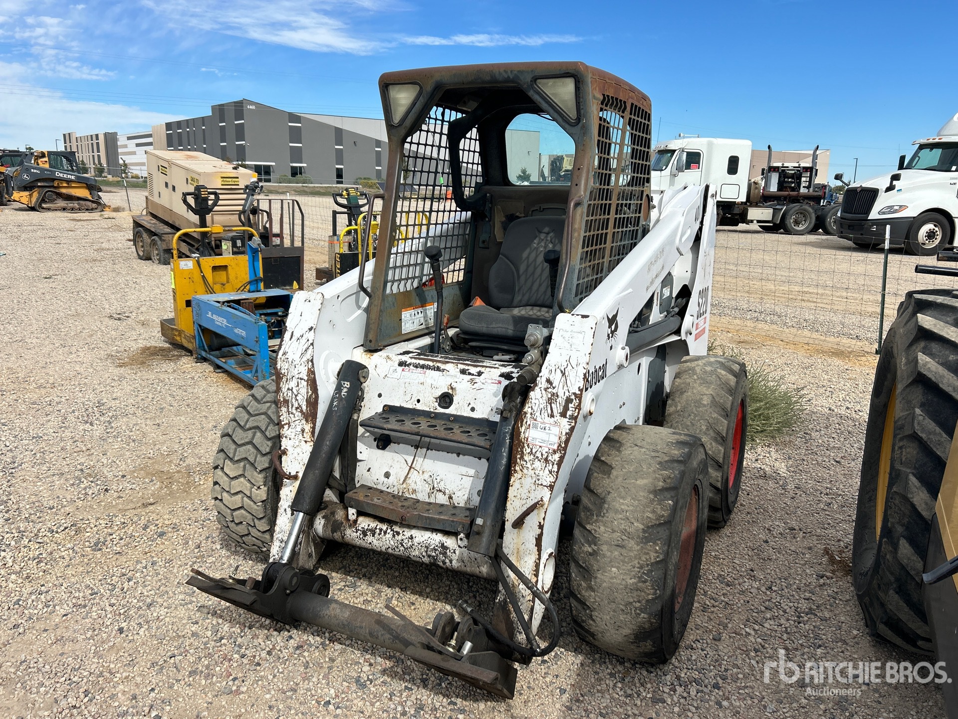Photo of 2004 Bobcat S220