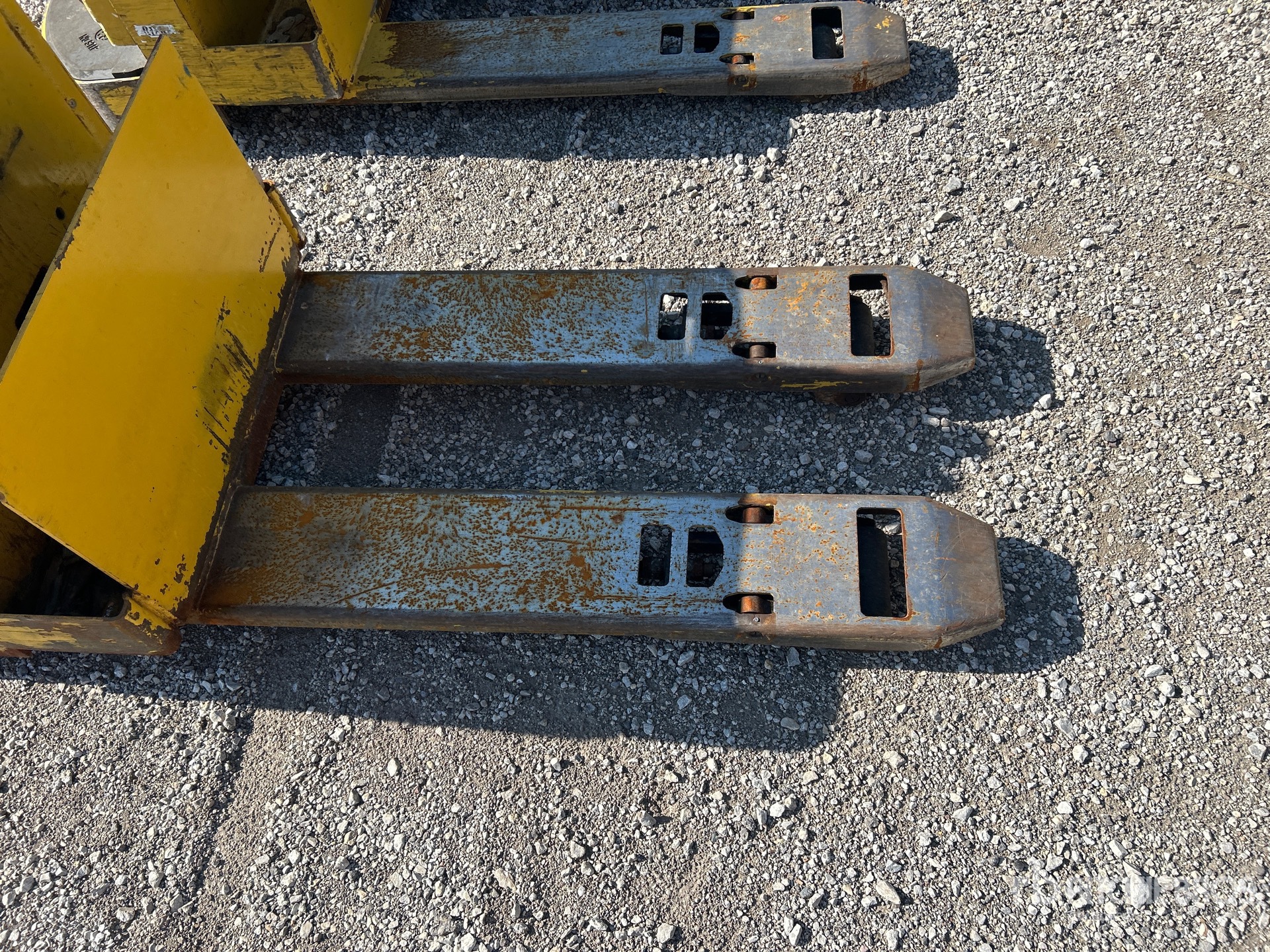 2022 Yale MPW065SEN12T274