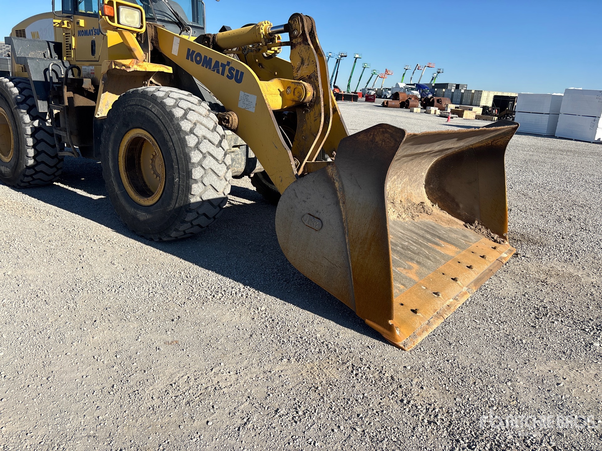 2006 Komatsu WA320-5