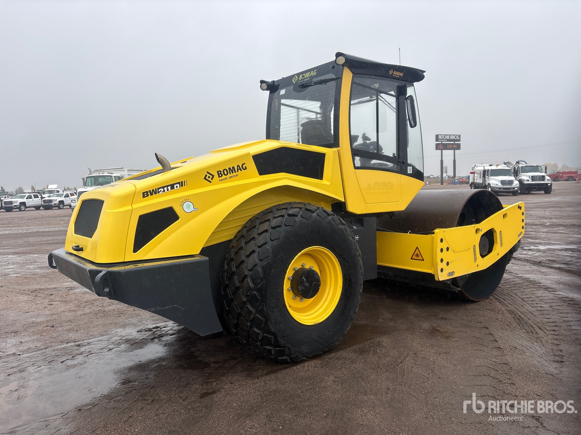 2024 Bomag BW211D-5