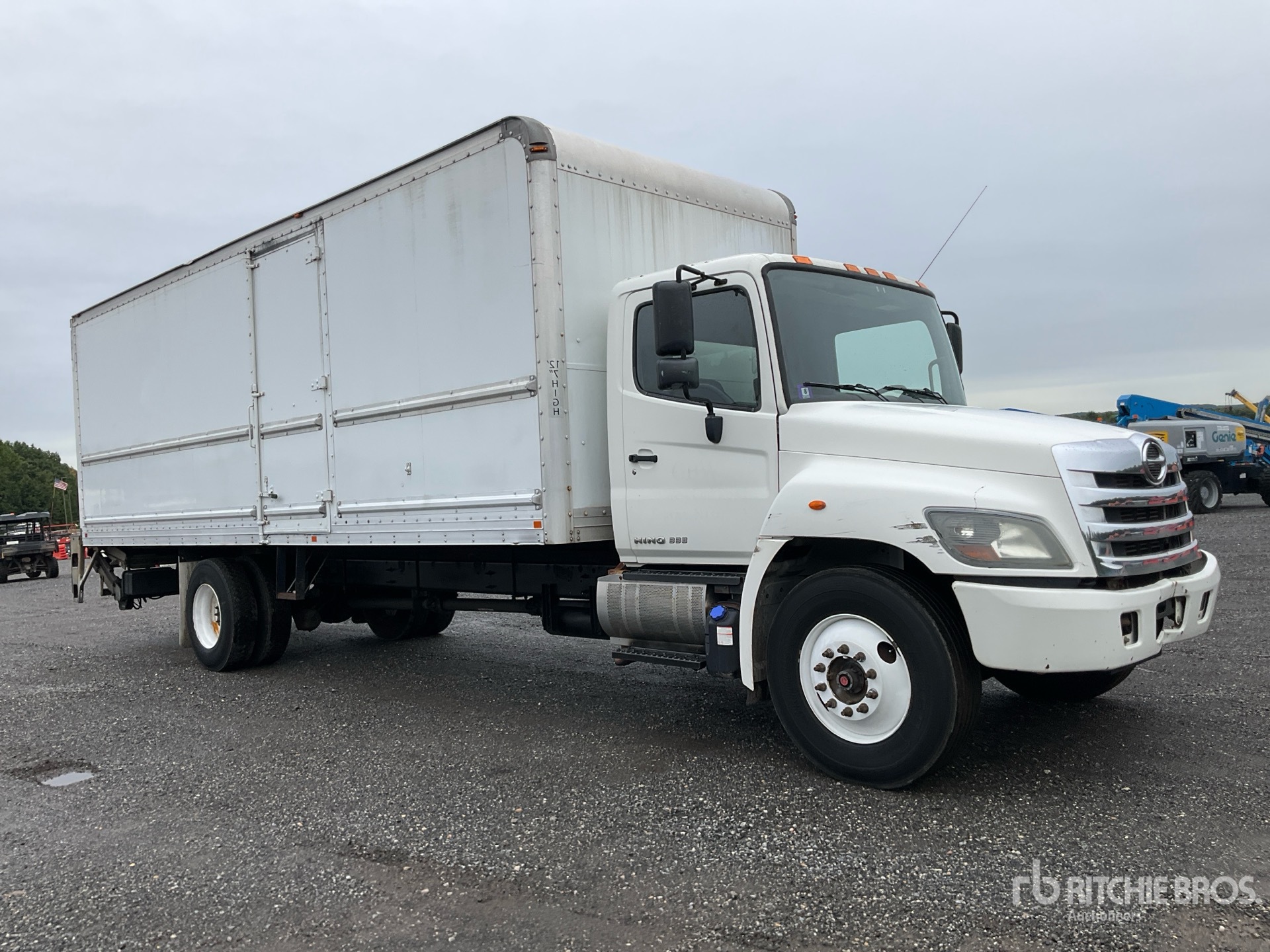 2015 Hino 338