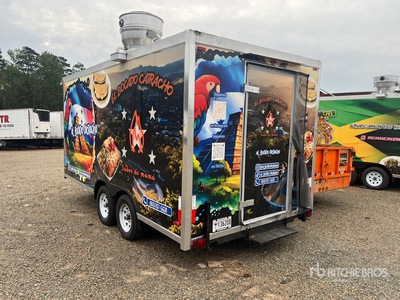 General Appearance with Foto, angolo posteriore sinistro