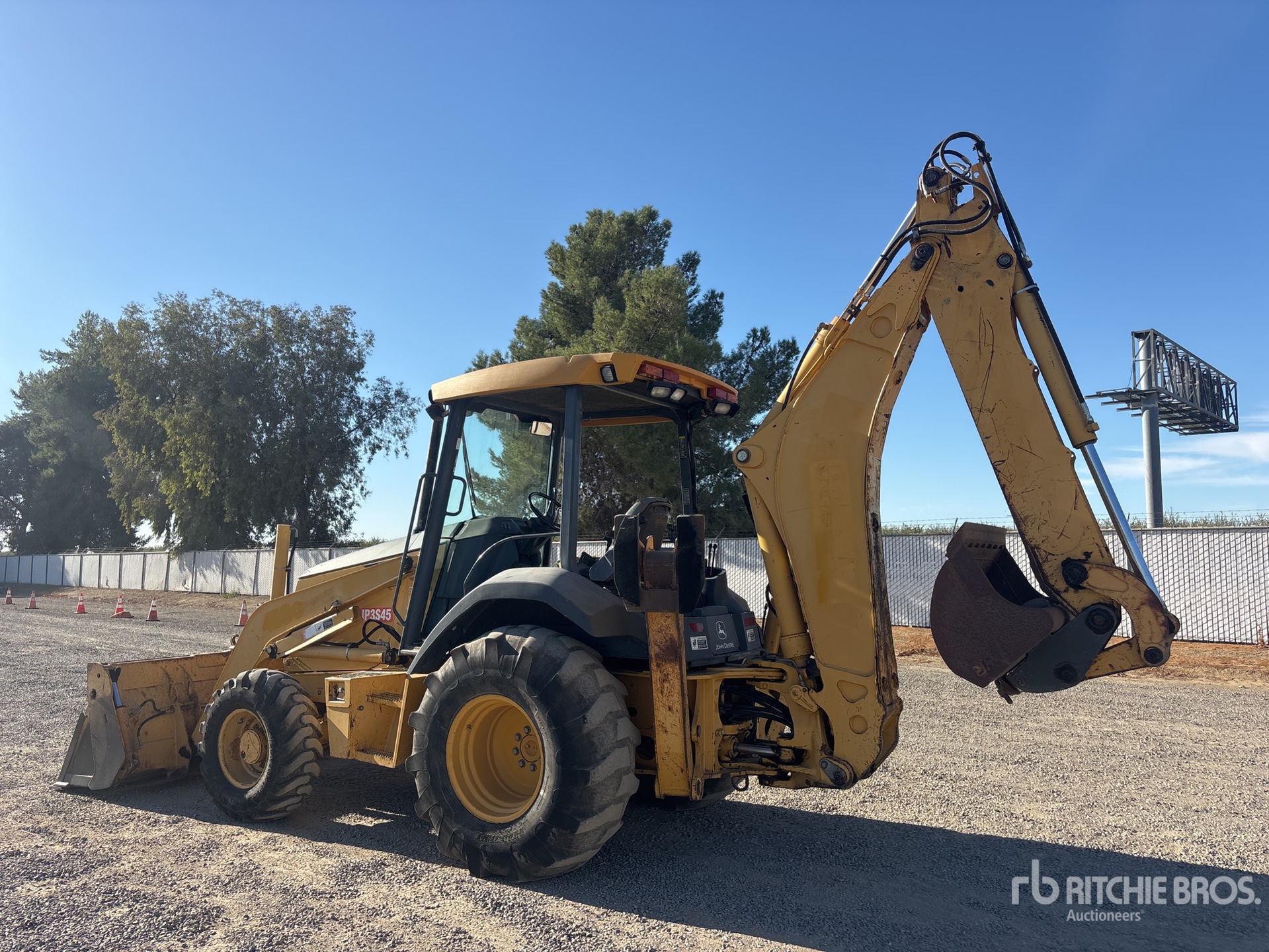 2004 John Deere 410G