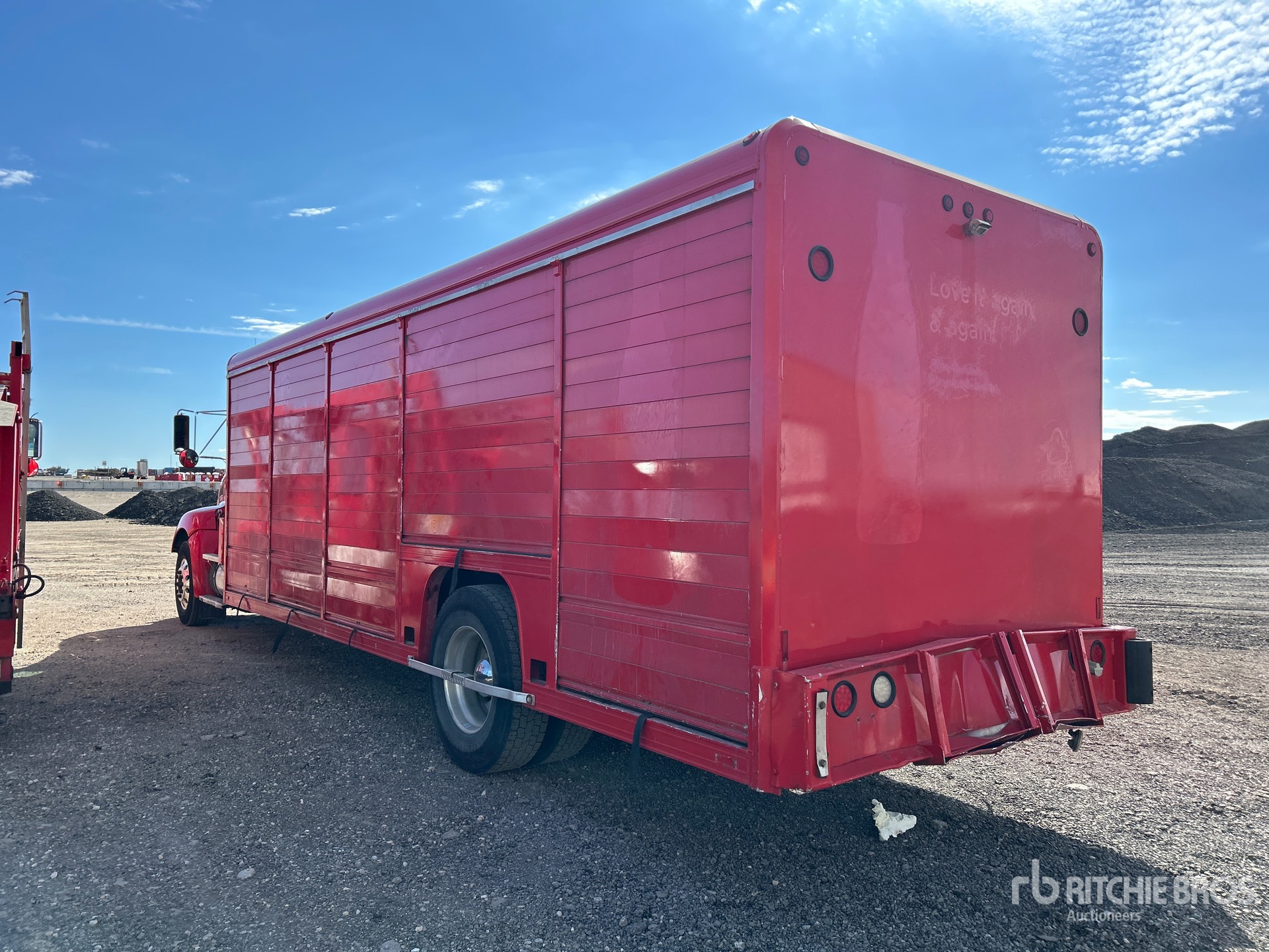 2009 Kenworth T370