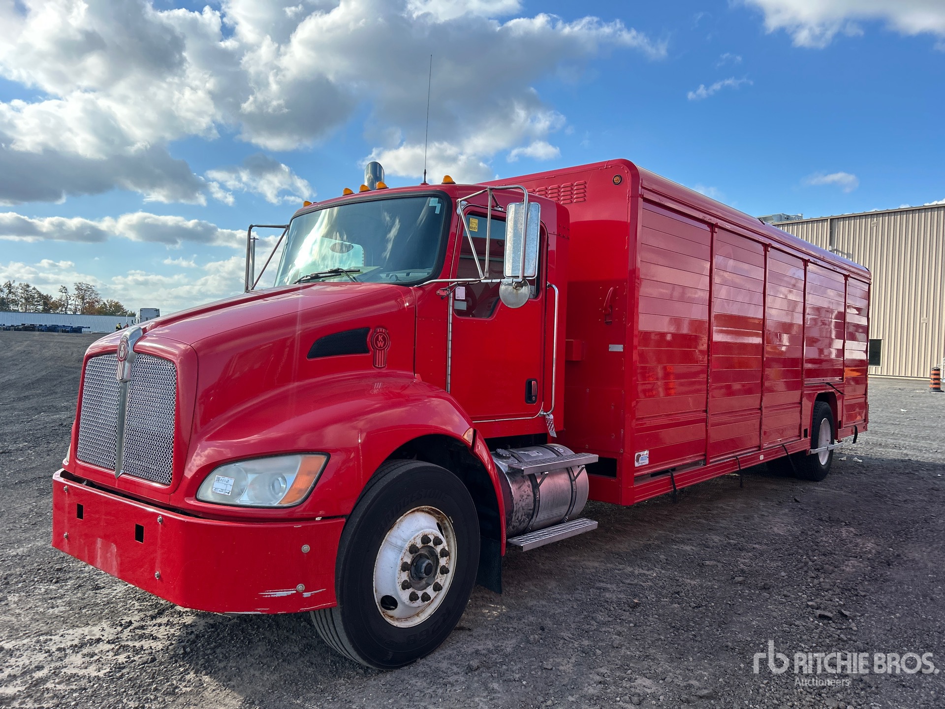 Photo of 2009 Kenworth T300