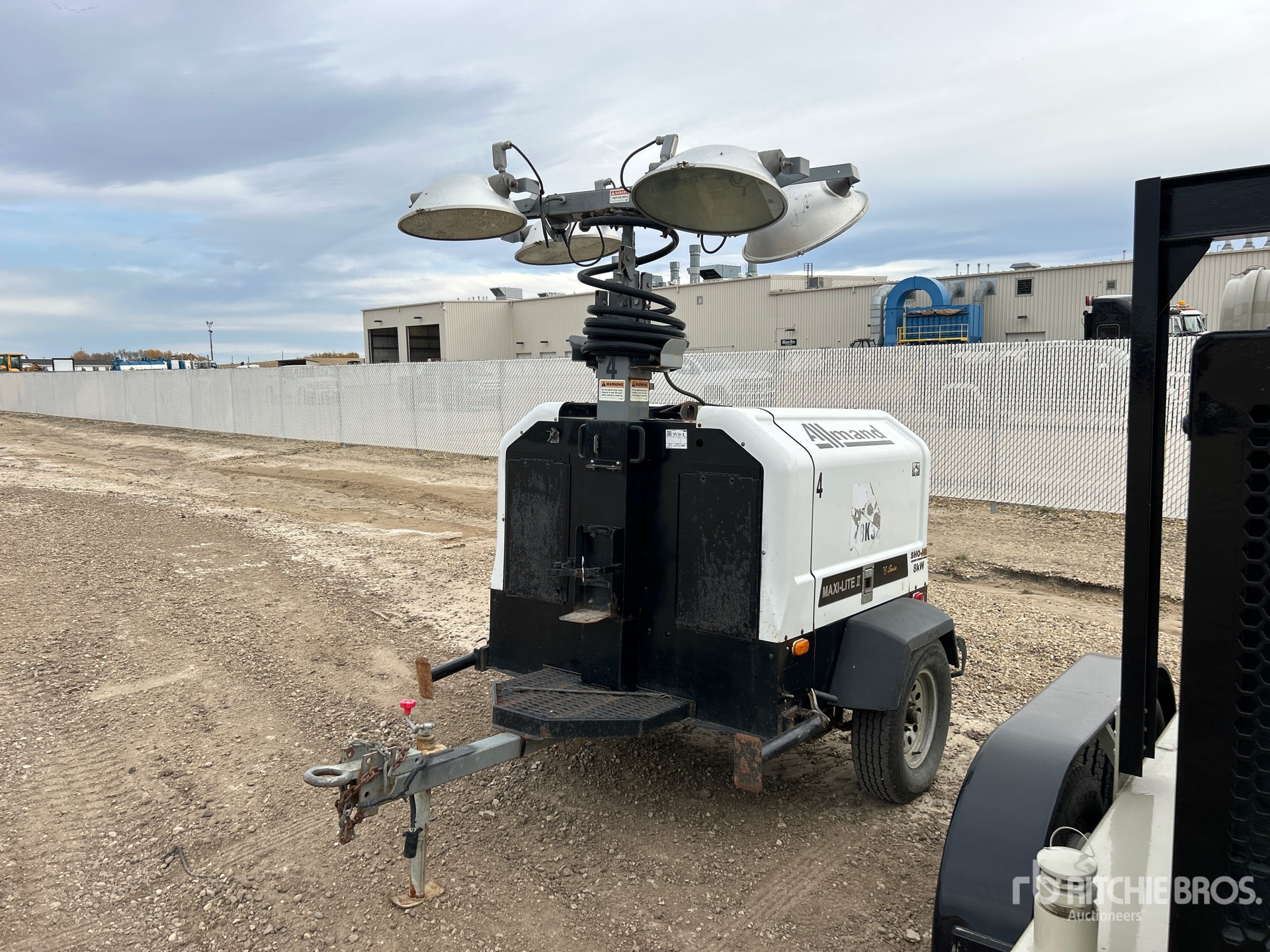 Photo of 2013 Allmand MAXI-LITE II V-
