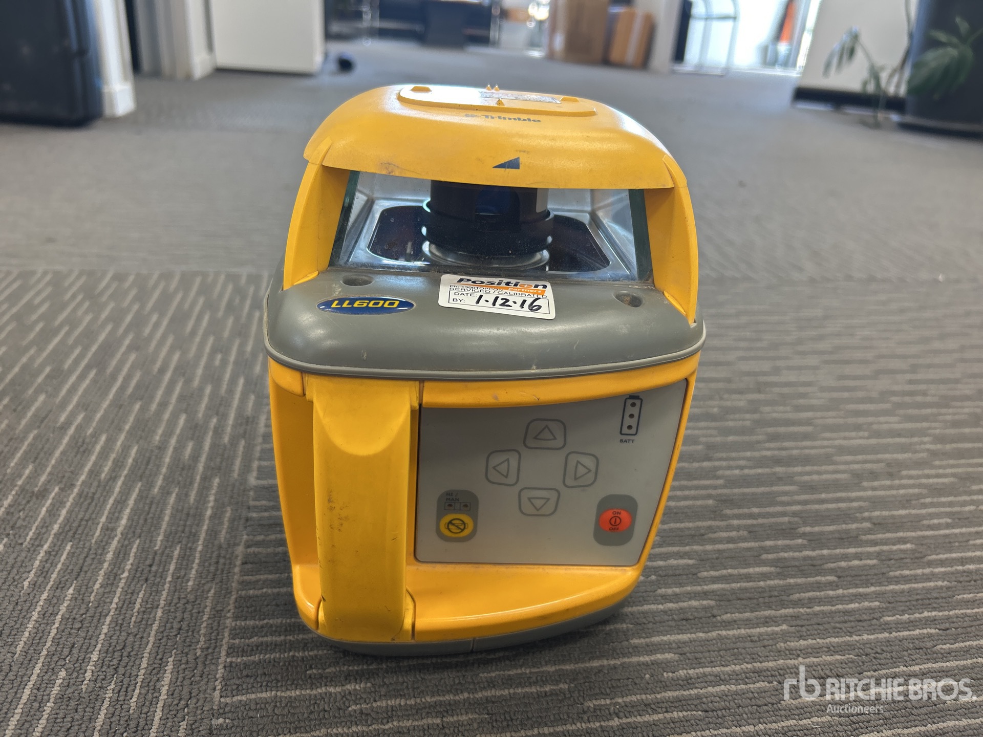 2004 Trimble LL600