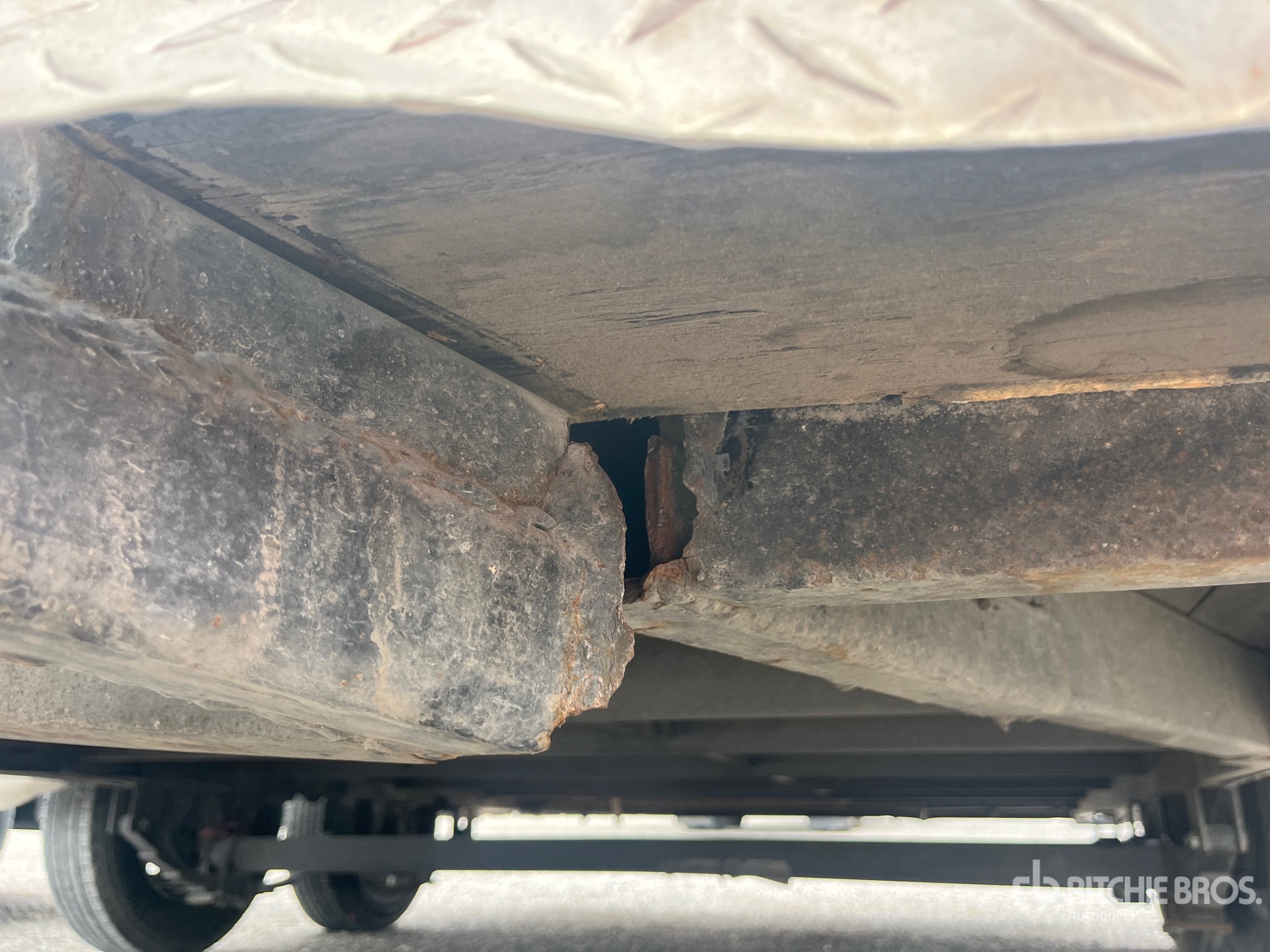 2018 Interstate 12 FT T/A (INOPERABLE)