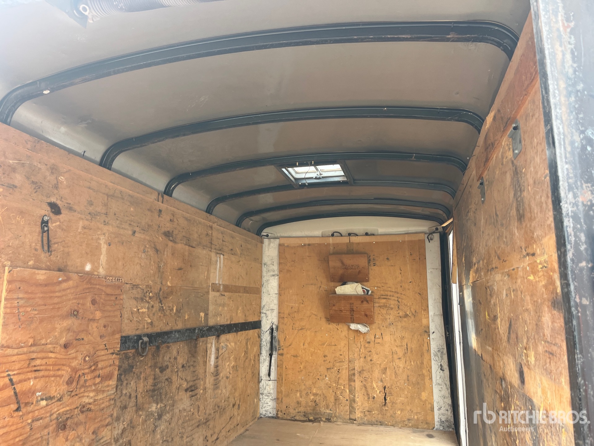 2006 Carson 12 FT T/A