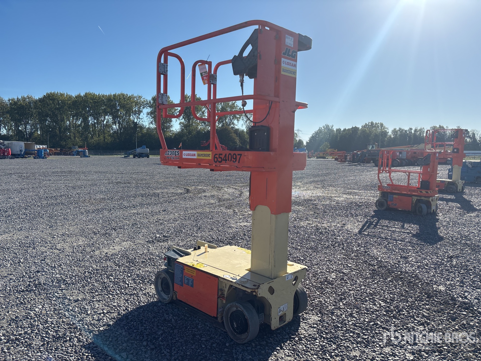 2016 JLG 1230ES